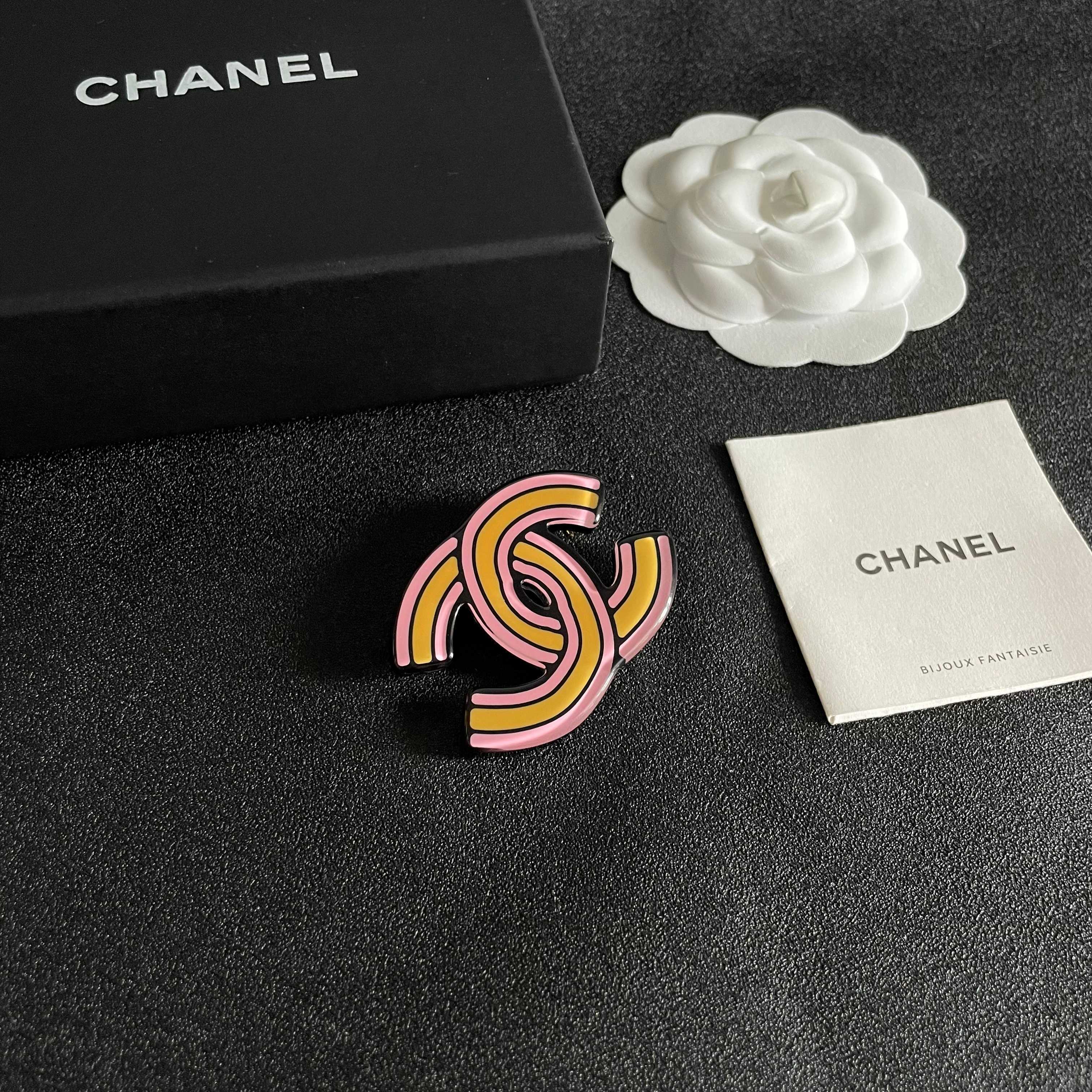 Chanel Haute Couture Haute Couture Ready-to-Wear Clothing Dress Jacket 6