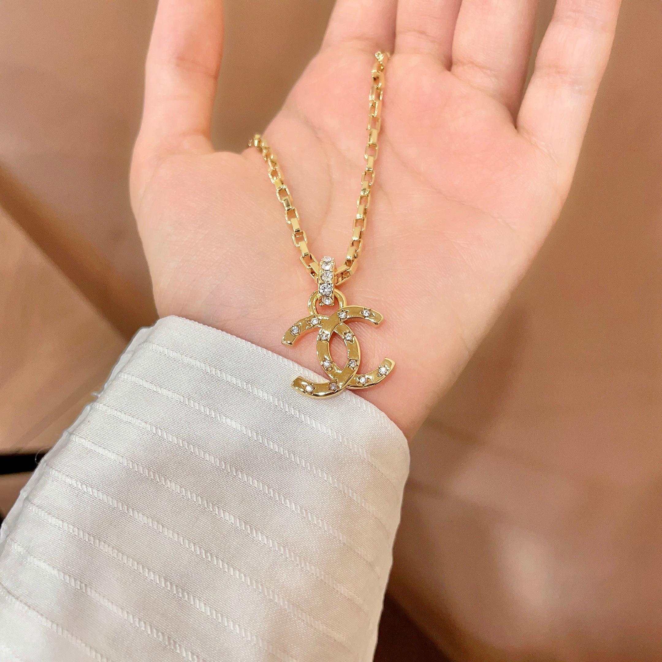 香奈儿✨双C镶钻项链