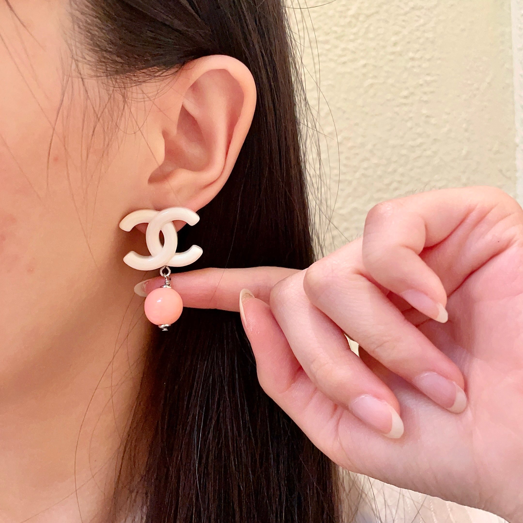 香奈儿✨珍珠双C耳环