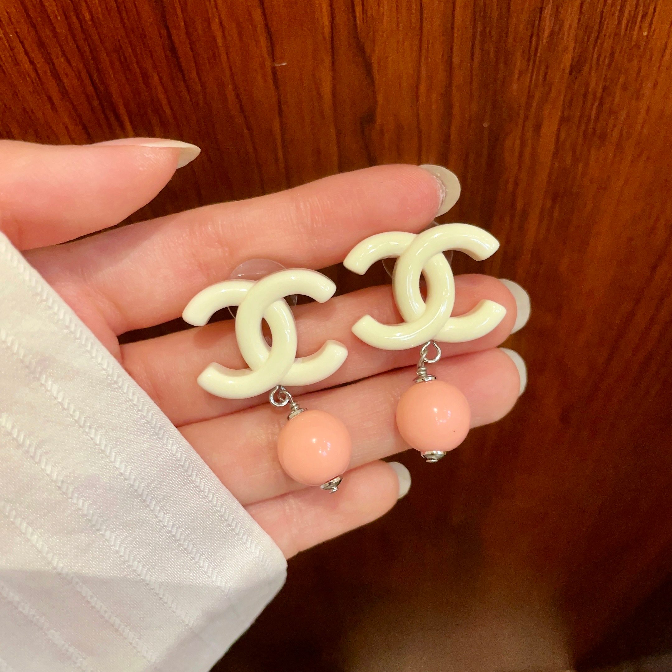 香奈儿✨珍珠双C耳环