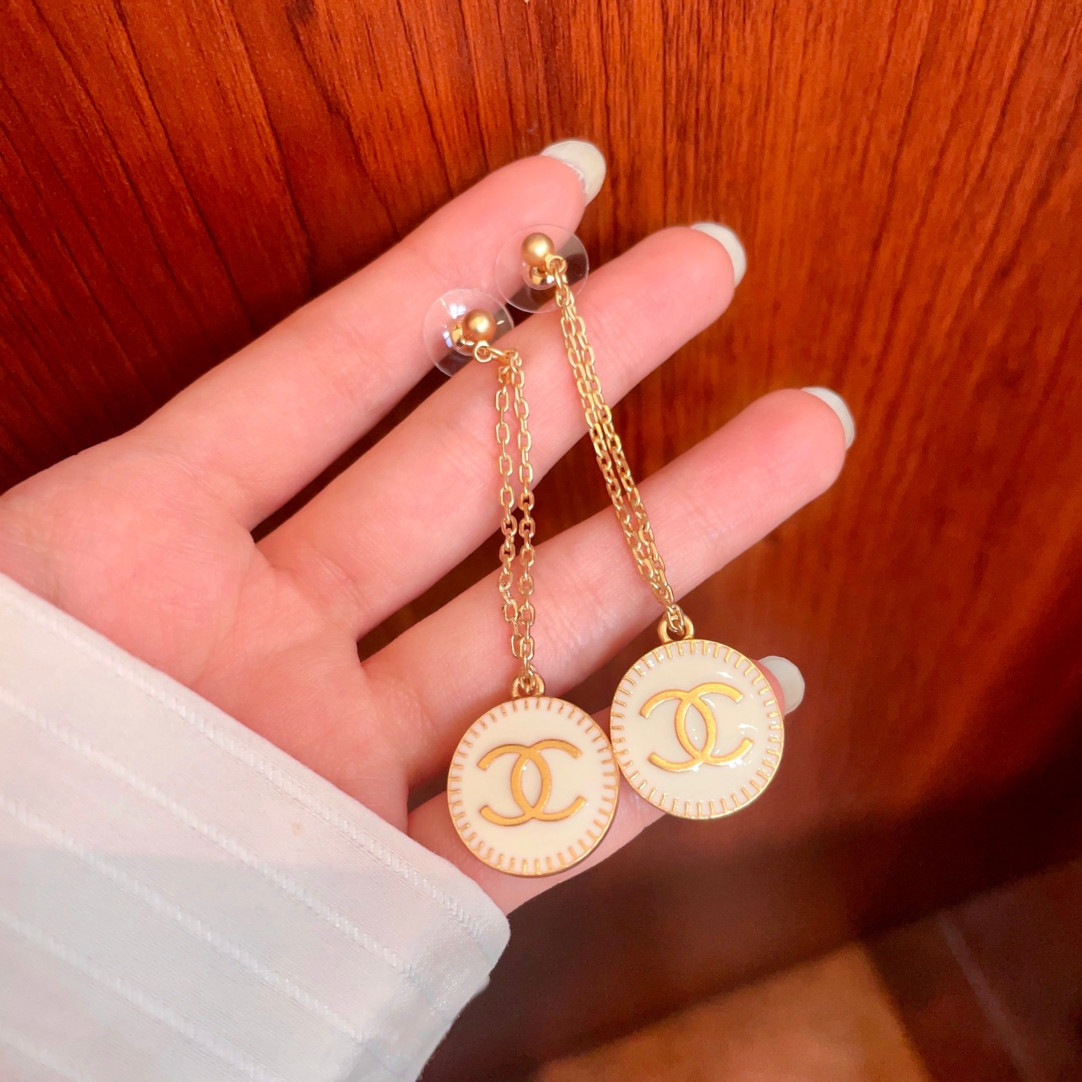 香奈儿✨经典双C耳环
