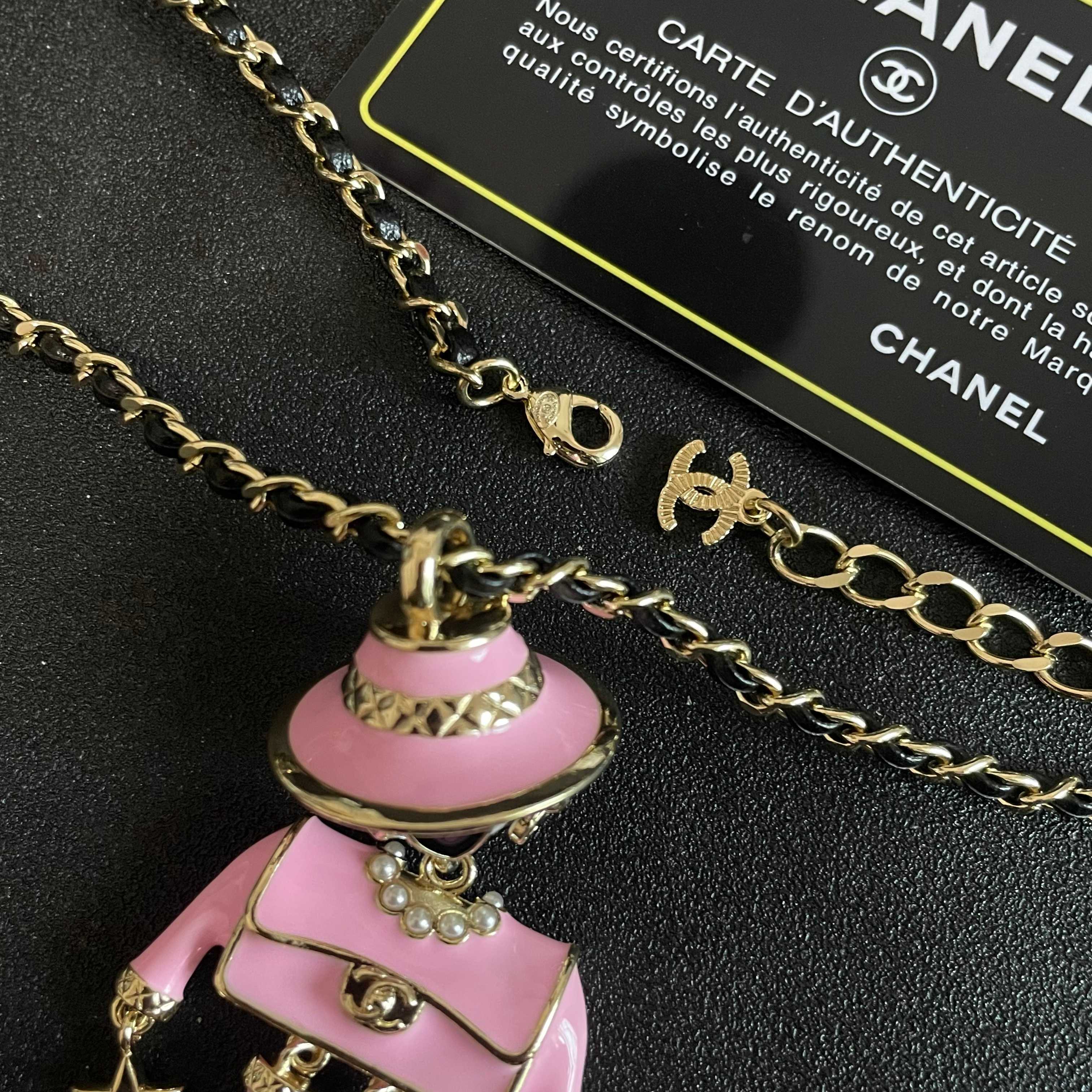 Chanel 香奈儿 皮绳项链