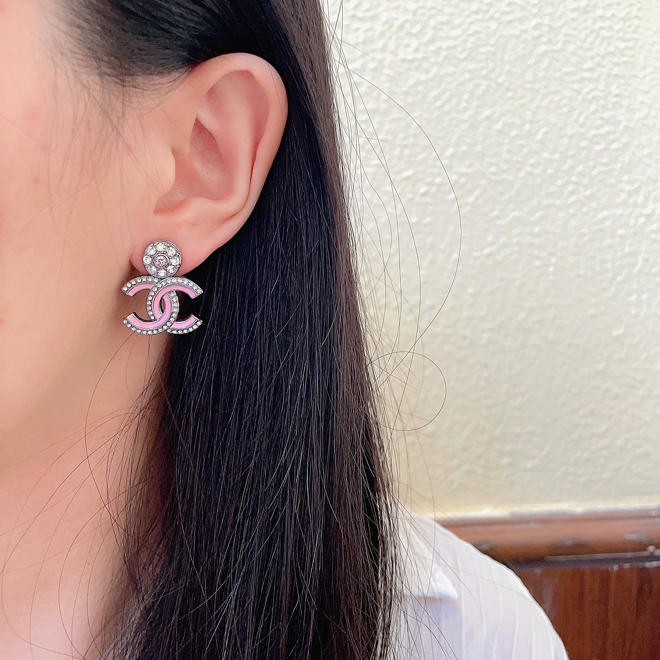 Chanel 香奈儿 双C镶钻耳环
