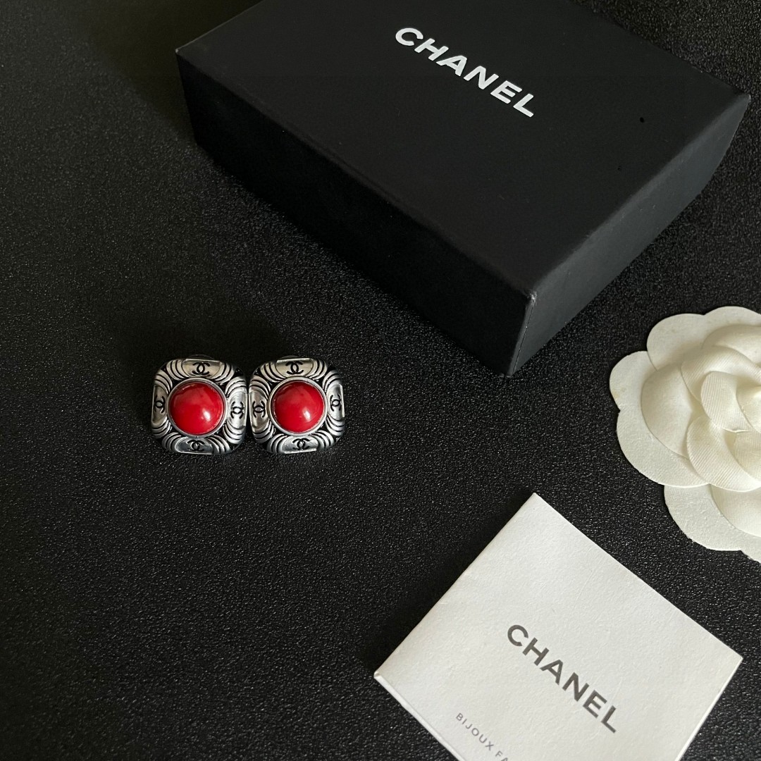 Chanel 香奈儿 双C耳钉