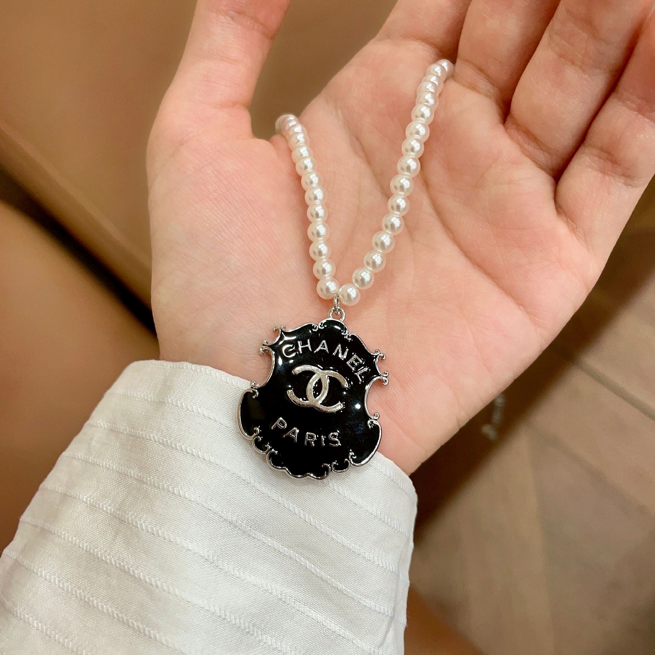 Chanel 香奈儿 珍珠双C字母项链