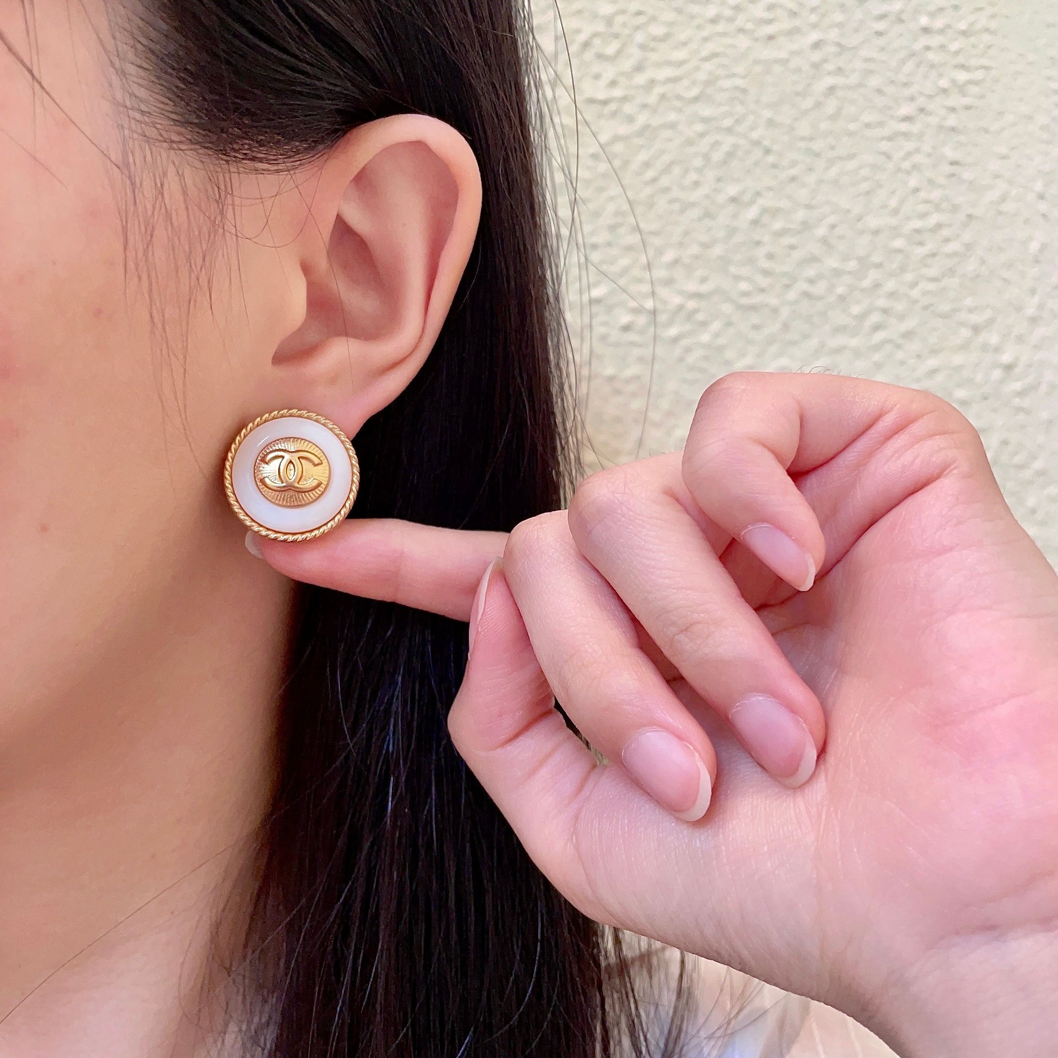 香奈儿✨经典双C耳钉