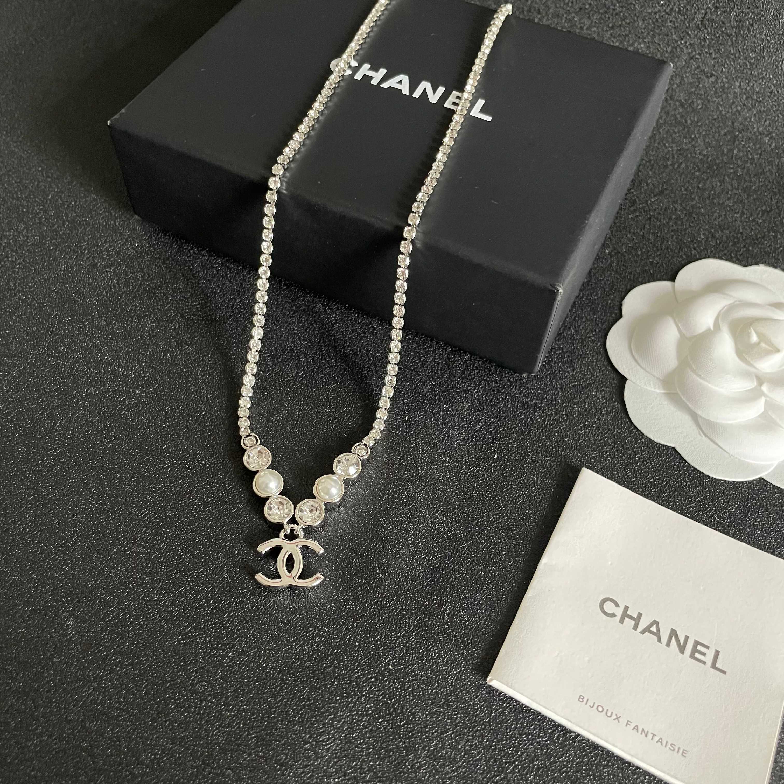 Chanel 香奈儿 珍珠+钻双C项链