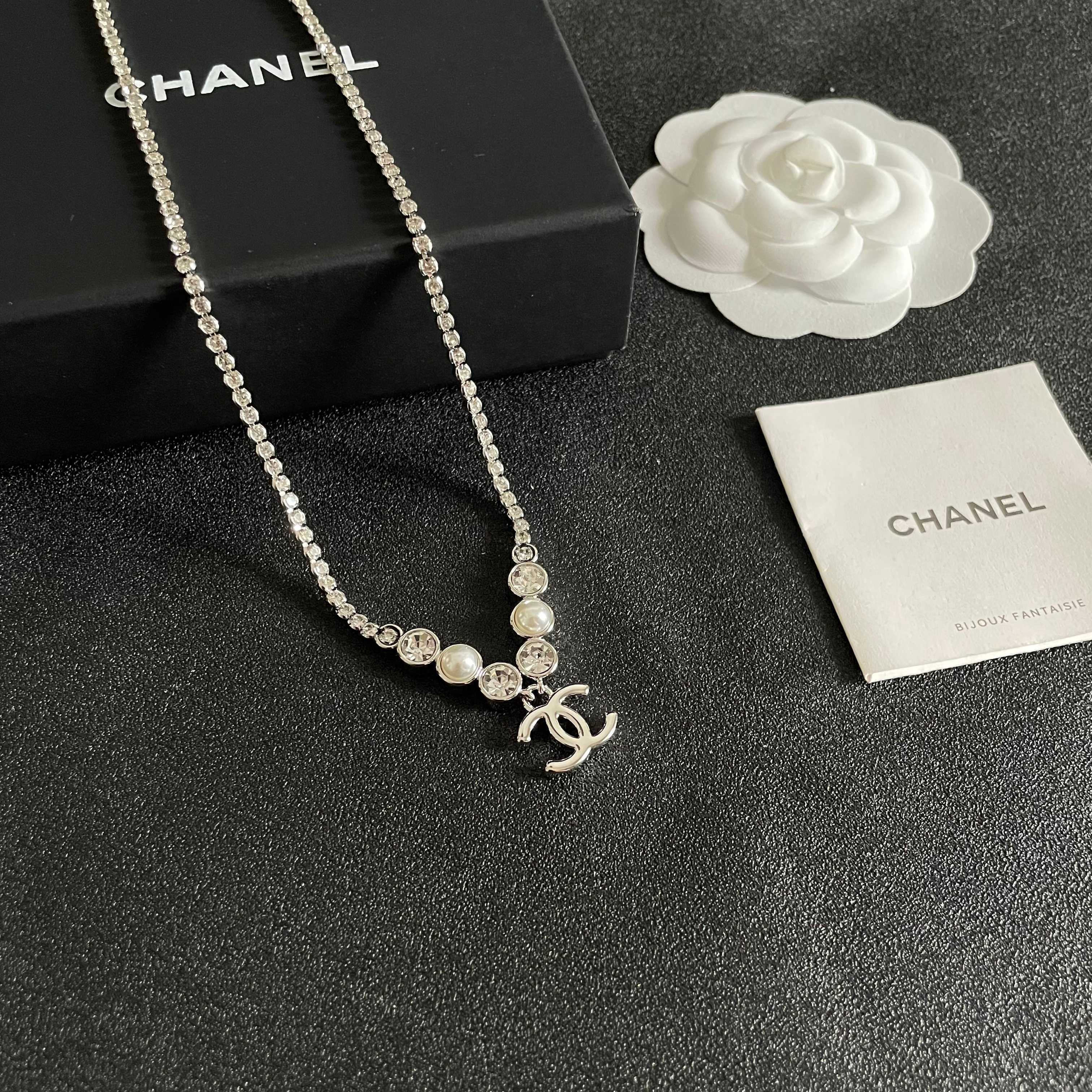 Chanel 香奈儿 珍珠+钻双C项链
