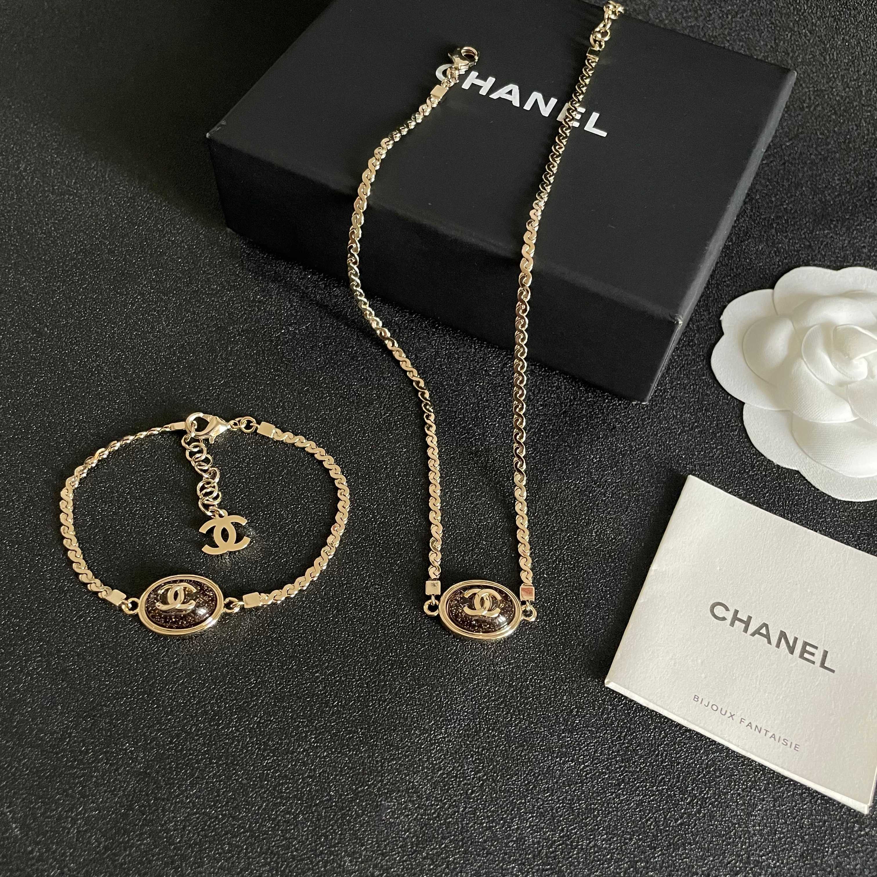 Chanel 香奈儿 双C手链