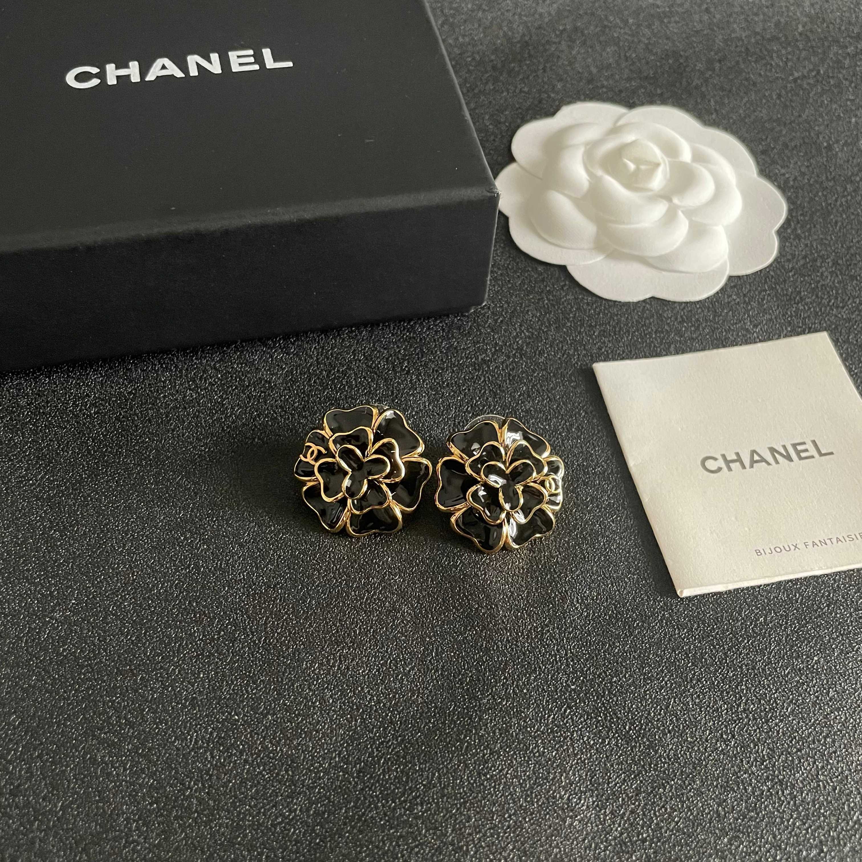 Chanel 香奈儿 山茶花