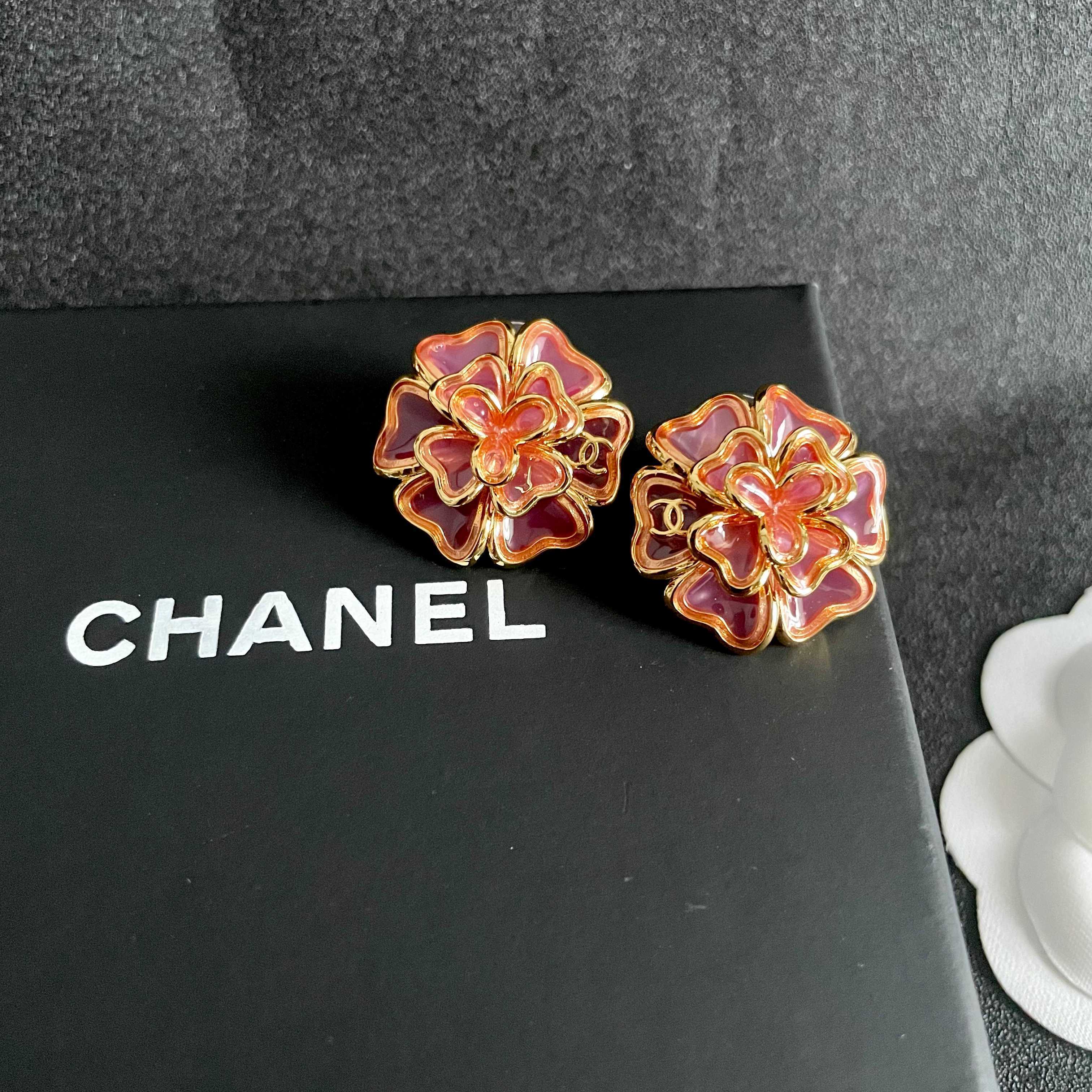 Chanel 香奈儿 山茶花
