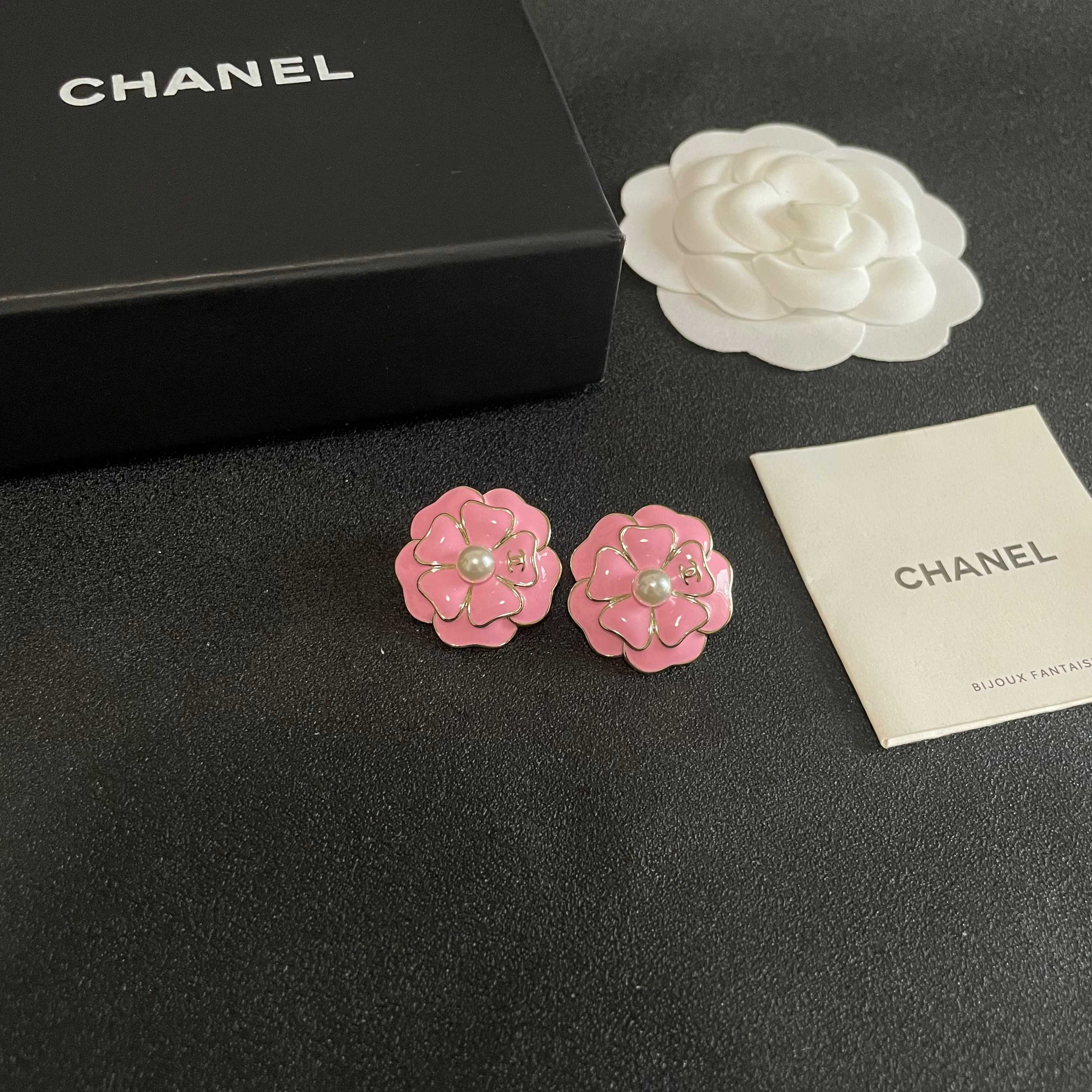 Chanel 香奈儿 山茶花