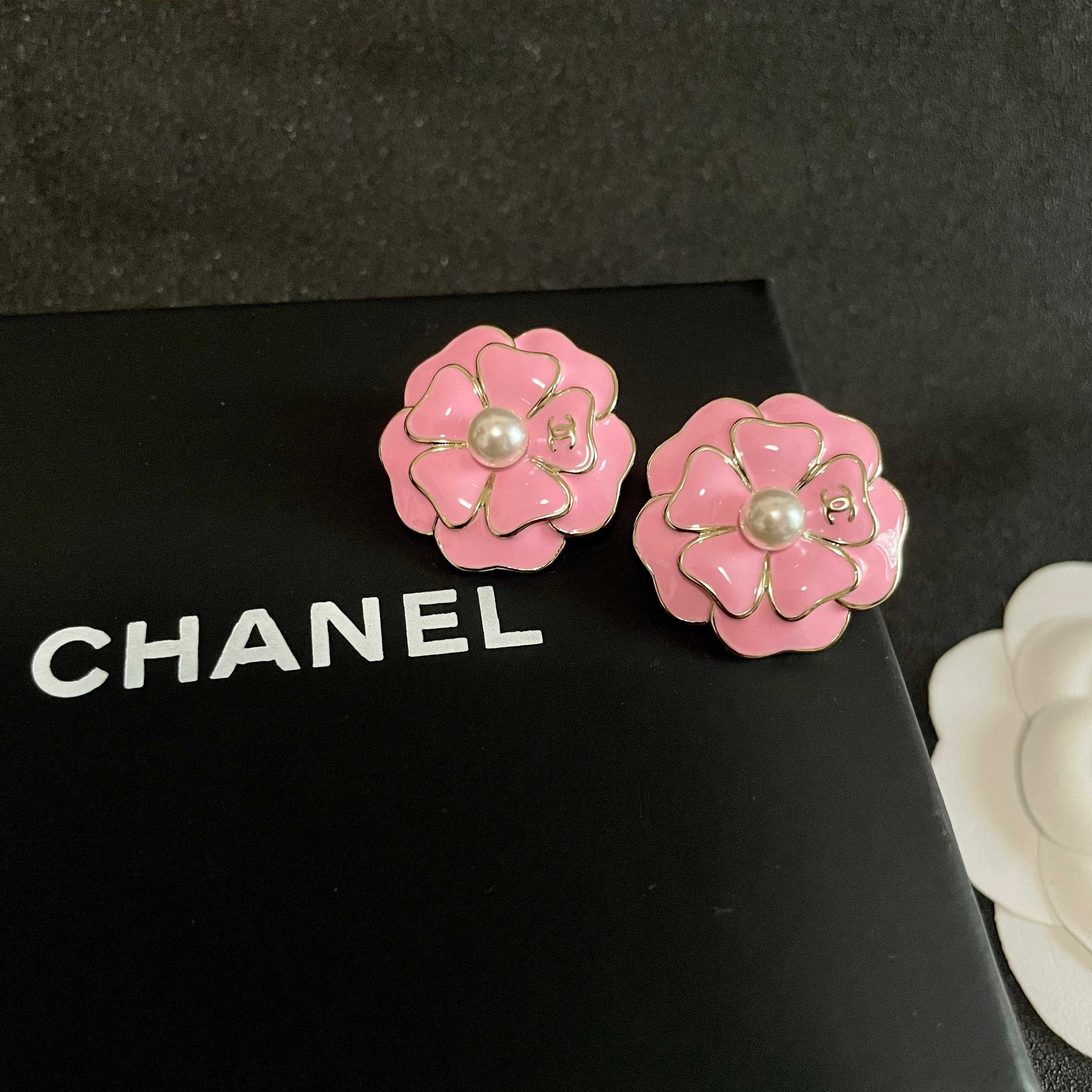 Chanel 香奈儿 山茶花