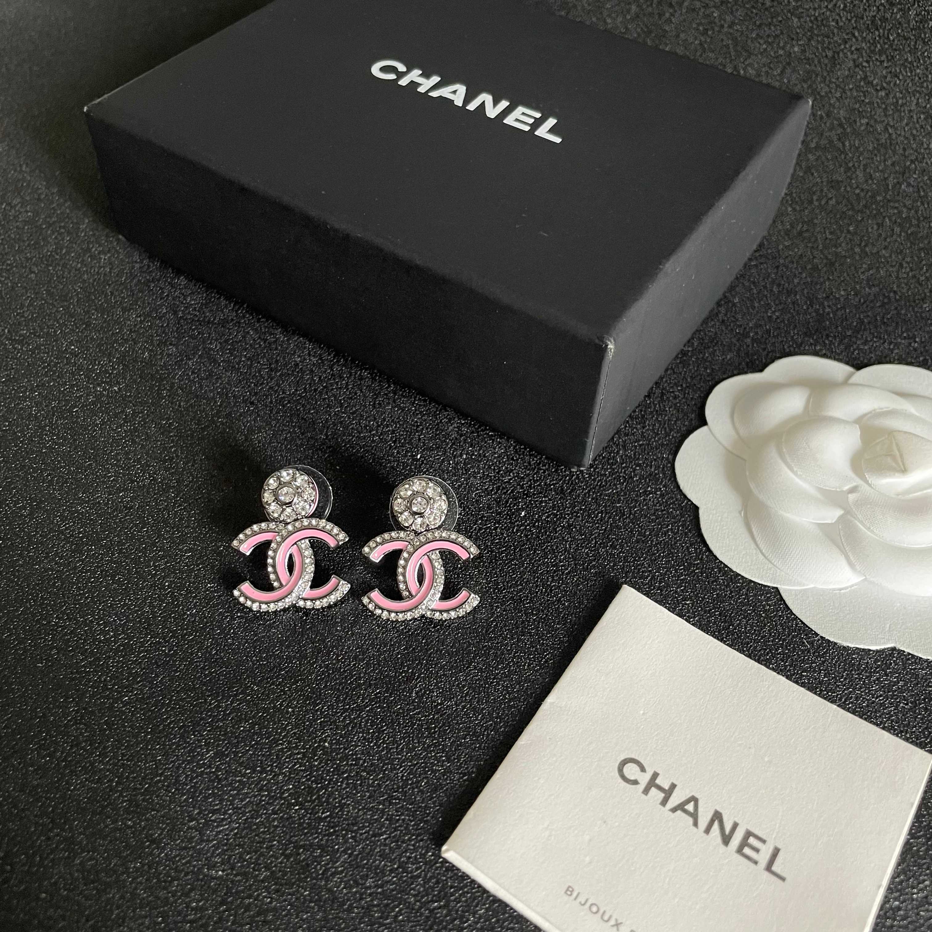Chanel 香奈儿 双C镶钻耳环