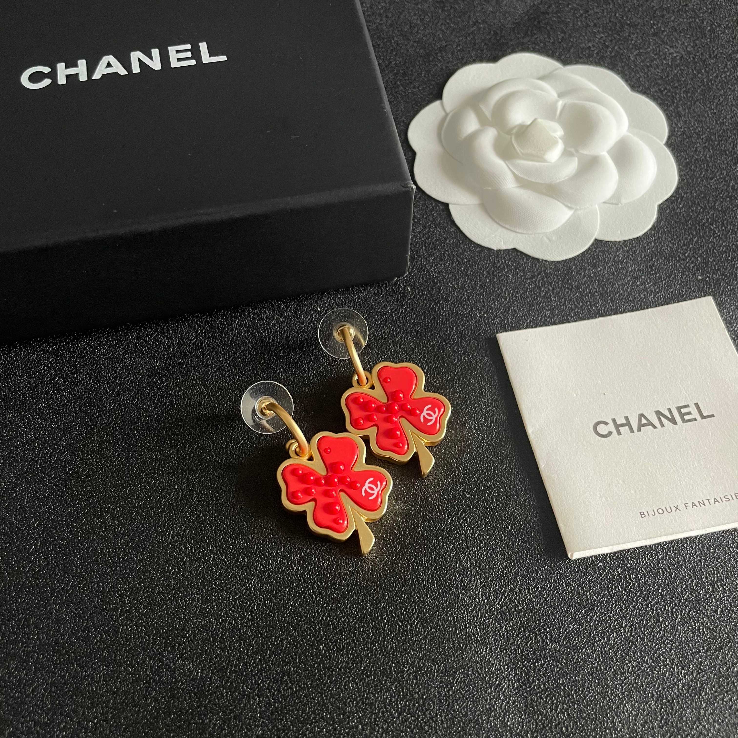 Chanel 香奈儿 山茶花