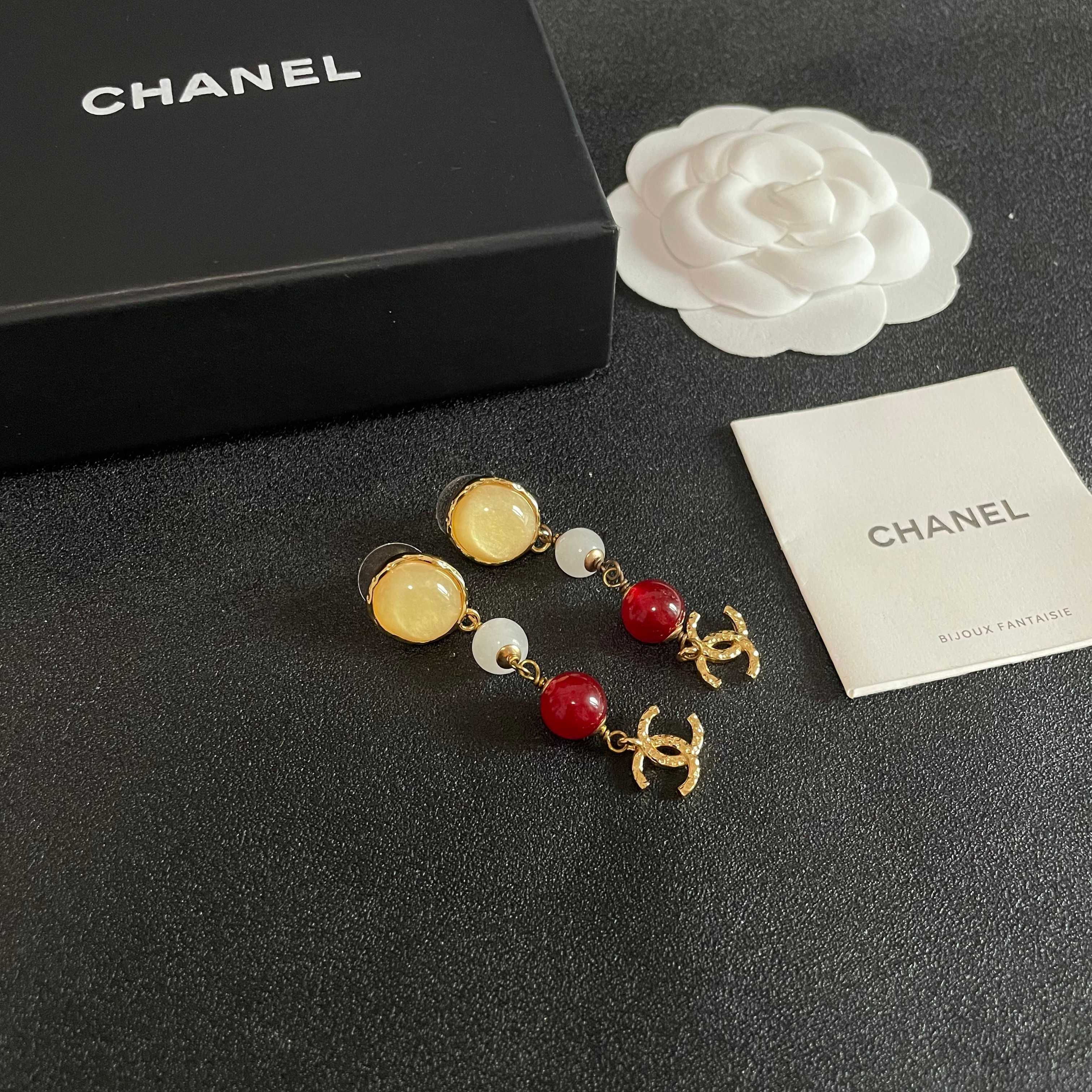 Chanel 香奈儿 彩色珠子双C耳环