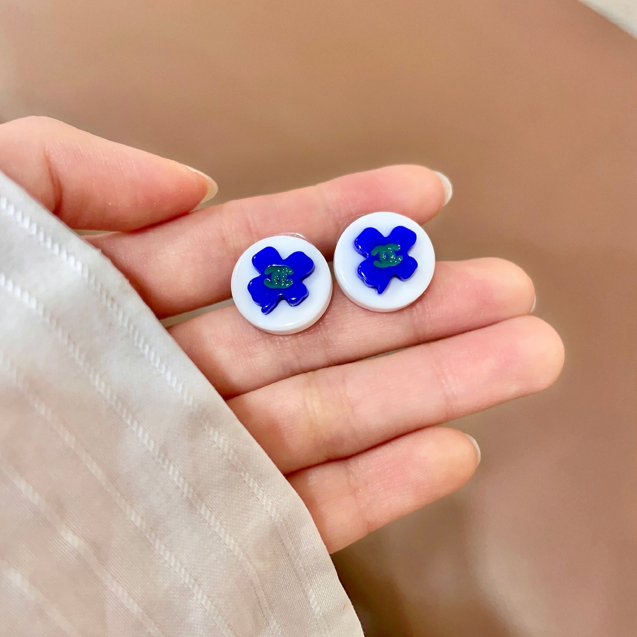 香奈儿✨山茶花双C耳钉