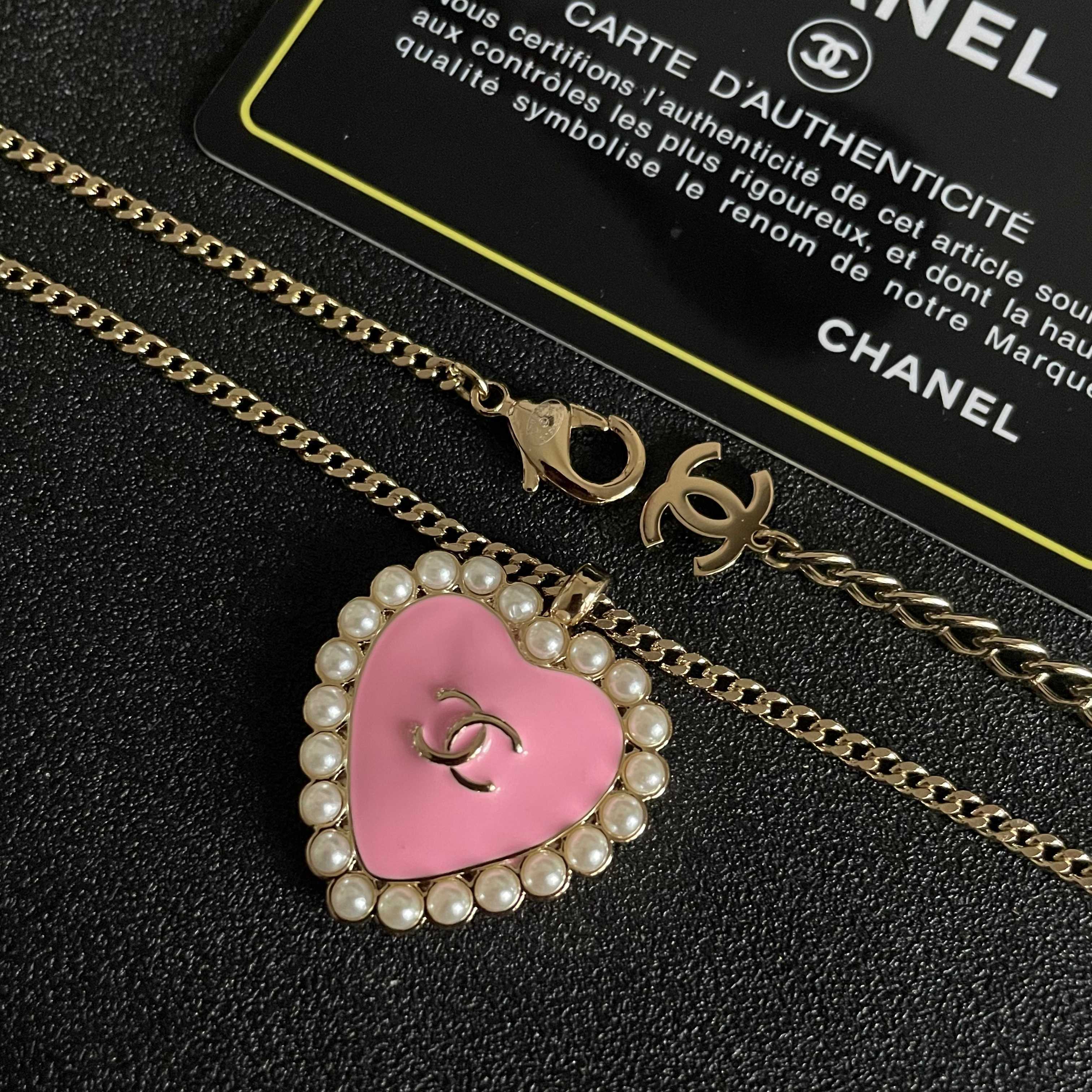 香奈儿✨珍珠爱心❤️双C项链