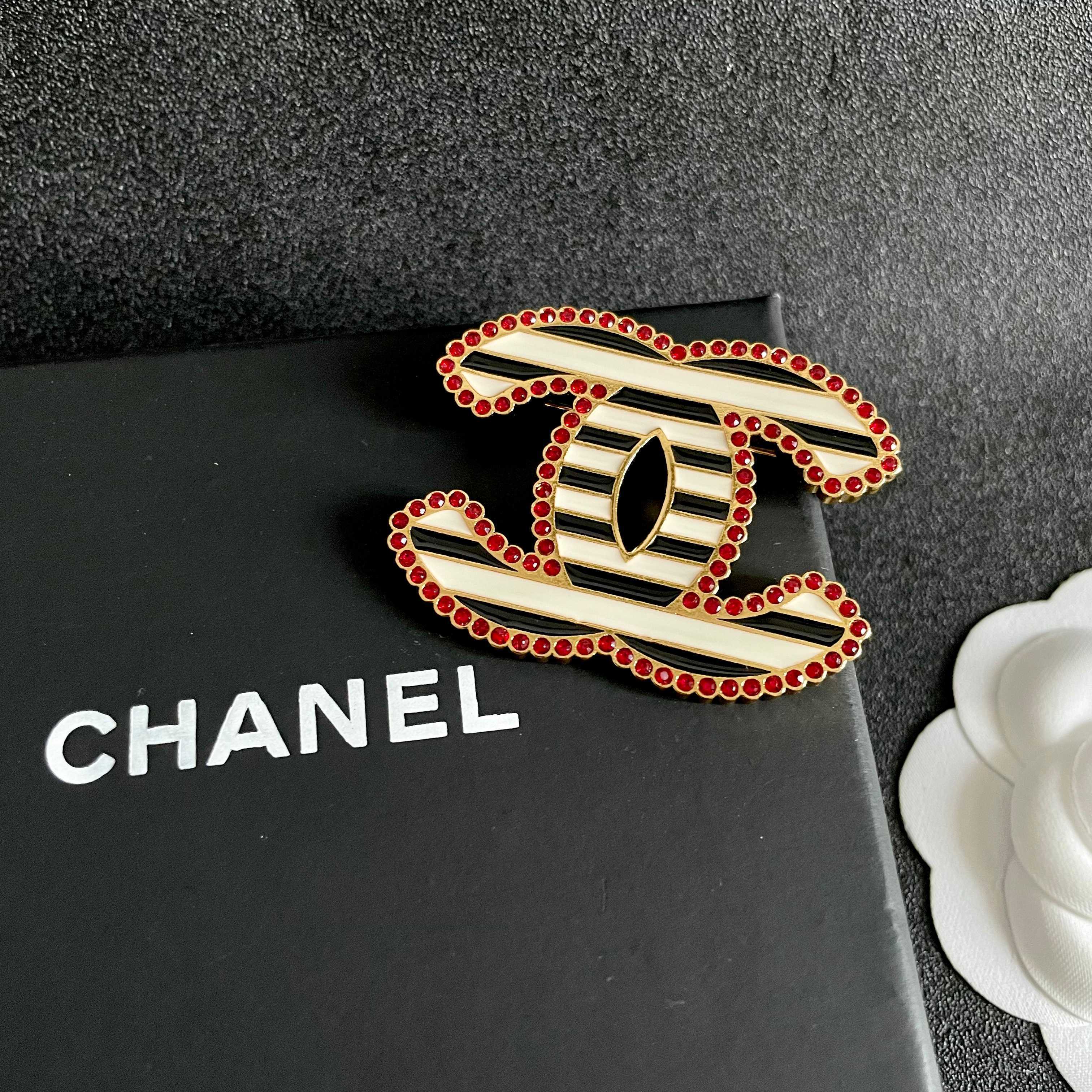 Chanel Haute Couture Haute Couture Ready-to-Wear Clothing Dress Jacket 9