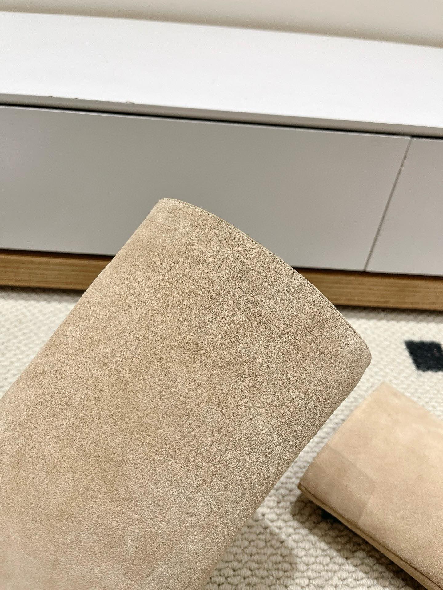 Autumn High Boots: MM-6, Shoe-Faced Oxen Skin, 35-39 Codes Available. - 图片 6