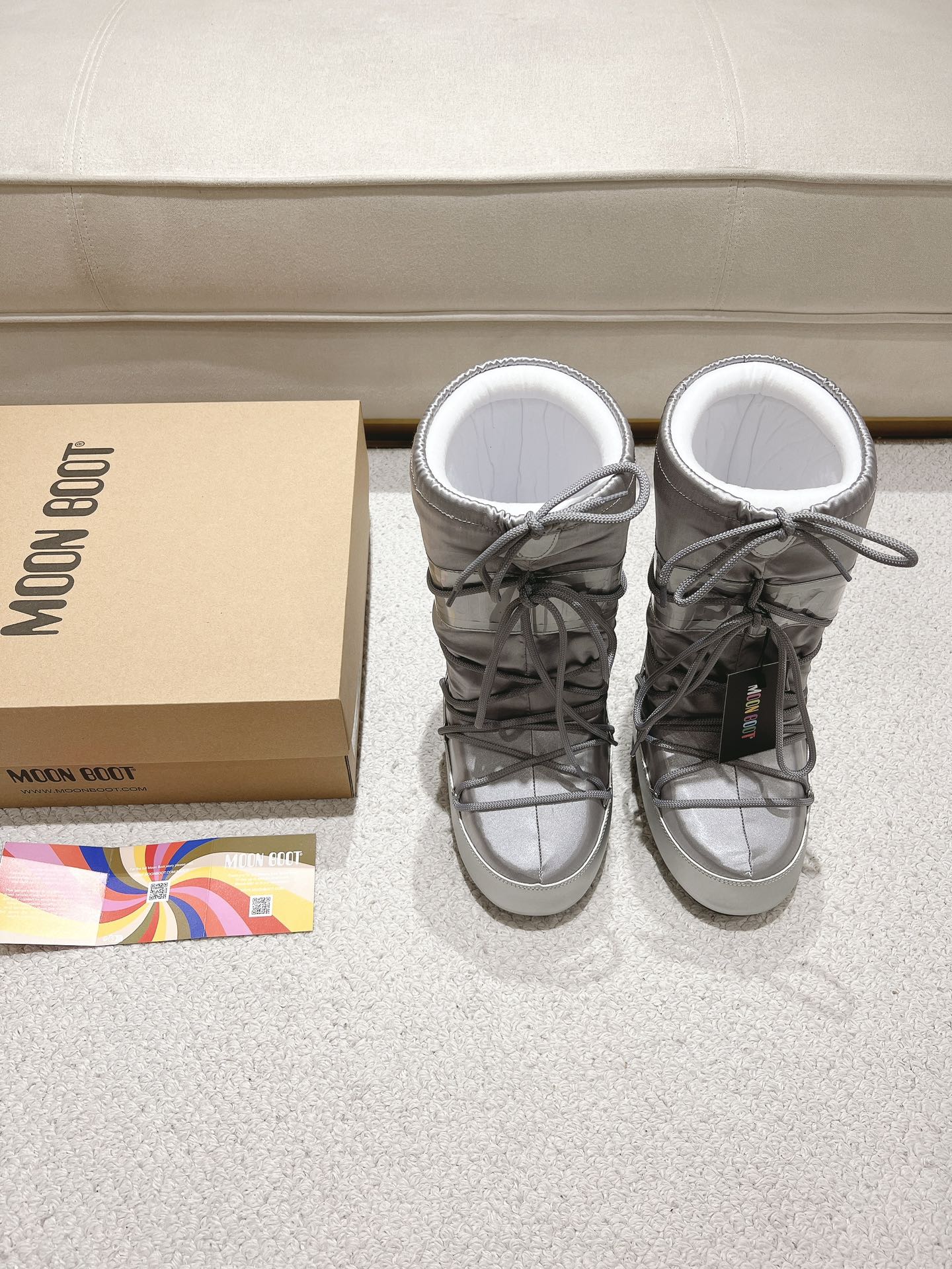 G178Moon Boot/ 最新vs秋冬最新款雪地靴系丑萌毛毛雪地靴 忘了UGG吧,时髦人都在穿Moon Boot雪 G178Moon Boot/ 最新vs秋冬最新款雪地靴系丑萌毛毛雪地靴 忘了UGG吧,时髦人都在穿Moon Boot雪