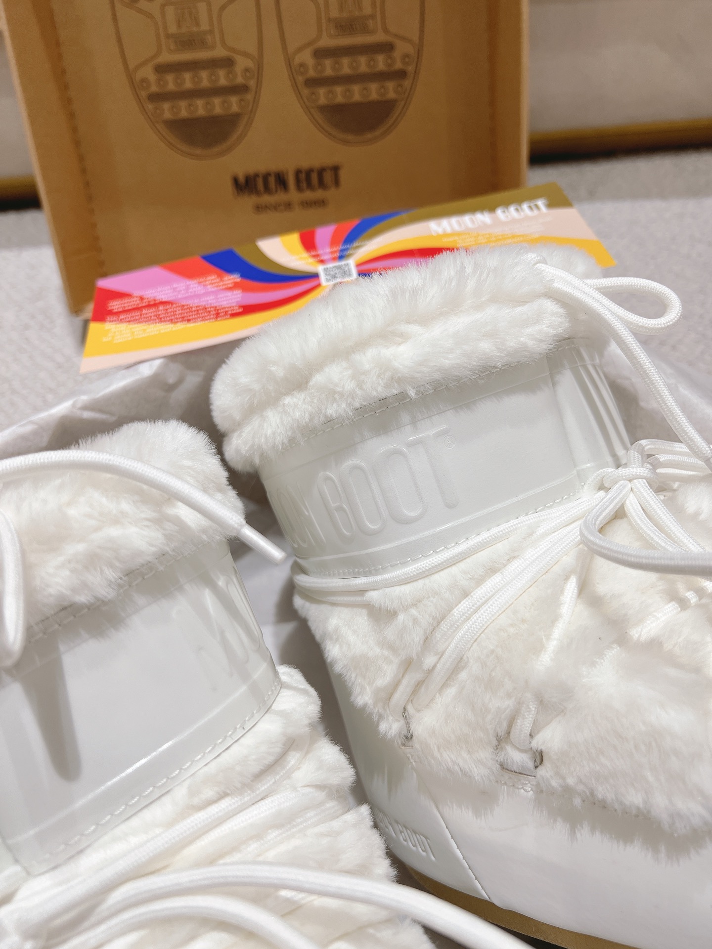 高➕20G178Moon Boot/ 最新vs秋冬最新款雪地靴系丑萌毛毛雪地靴 忘了UGG吧,时髦人都在穿Moon B 高➕20G178Moon Boot/ 最新vs秋冬最新款雪地靴系丑萌毛毛雪地靴 忘了UGG吧,时髦人都在穿Moon B