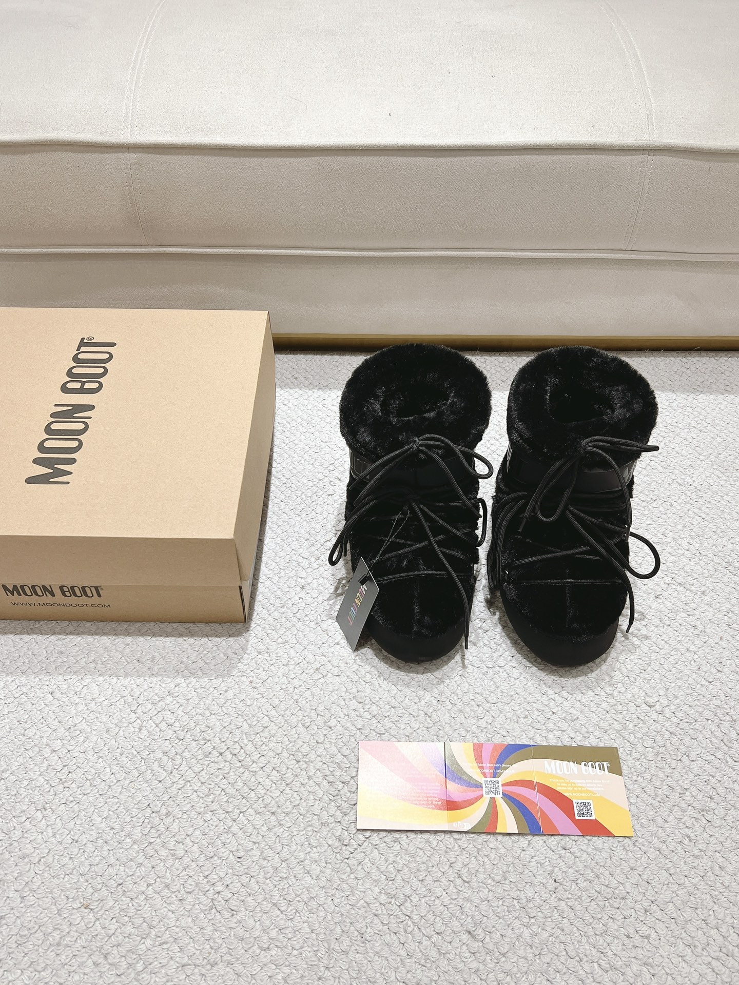 高➕20G178Moon Boot/ 最新vs秋冬最新款雪地靴系丑萌毛毛雪地靴 忘了UGG吧,时髦人都在穿Moon B 高➕20G178Moon Boot/ 最新vs秋冬最新款雪地靴系丑萌毛毛雪地靴 忘了UGG吧,时髦人都在穿Moon B