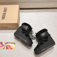 高➕20G178Moon Boot/ 最新vs秋冬最新款雪地靴系丑萌毛毛雪地靴 忘了UGG吧,时髦人都在穿Moon B 高➕20G178Moon Boot/ 最新vs秋冬最新款雪地靴系丑萌毛毛雪地靴 忘了UGG吧,时髦人都在穿Moon B
