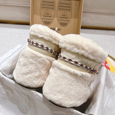全毛G178Moon Boot/ 最新vs秋冬最新款雪地靴系丑萌毛毛雪地靴 忘了UGG吧,时髦人都在穿Moon Boo 全毛G178Moon Boot/ 最新vs秋冬最新款雪地靴系丑萌毛毛雪地靴 忘了UGG吧,时髦人都在穿Moon Boo