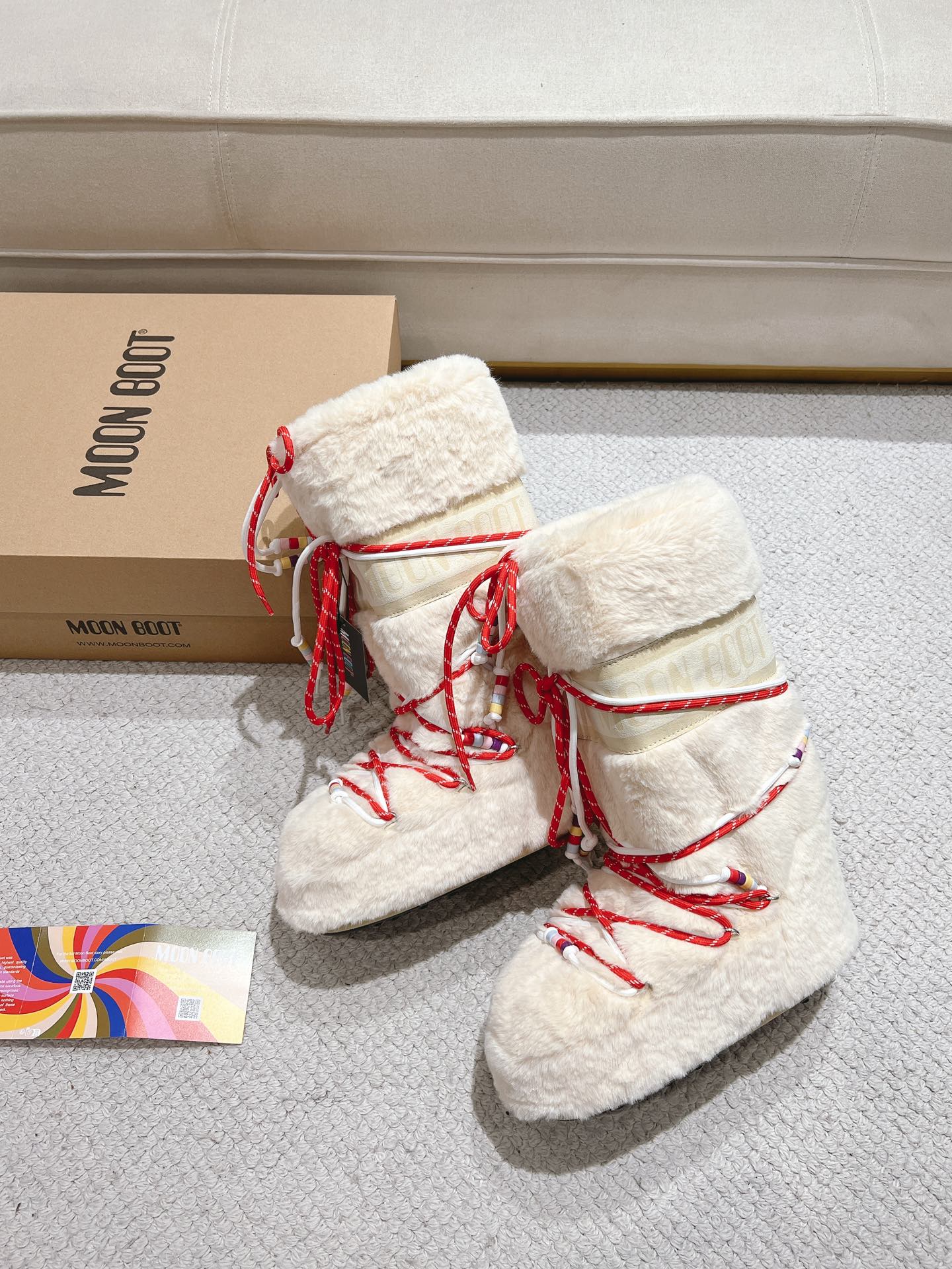 全毛G178Moon Boot/ 最新vs秋冬最新款雪地靴系丑萌毛毛雪地靴  忘了UGG吧，时髦人都在穿Moon Boo
