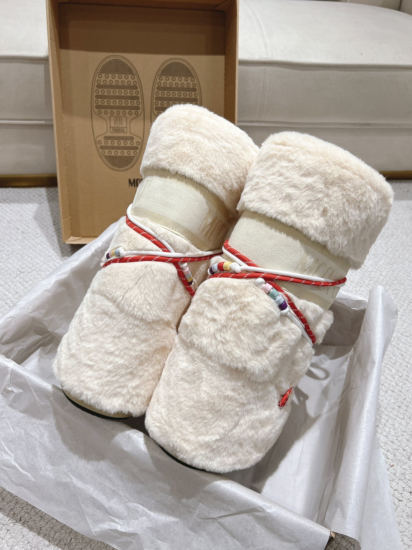 全毛G178Moon Boot/ 最新vs秋冬最新款雪地靴系丑萌毛毛雪地靴  忘了UGG吧，时髦人都在穿Moon Boo