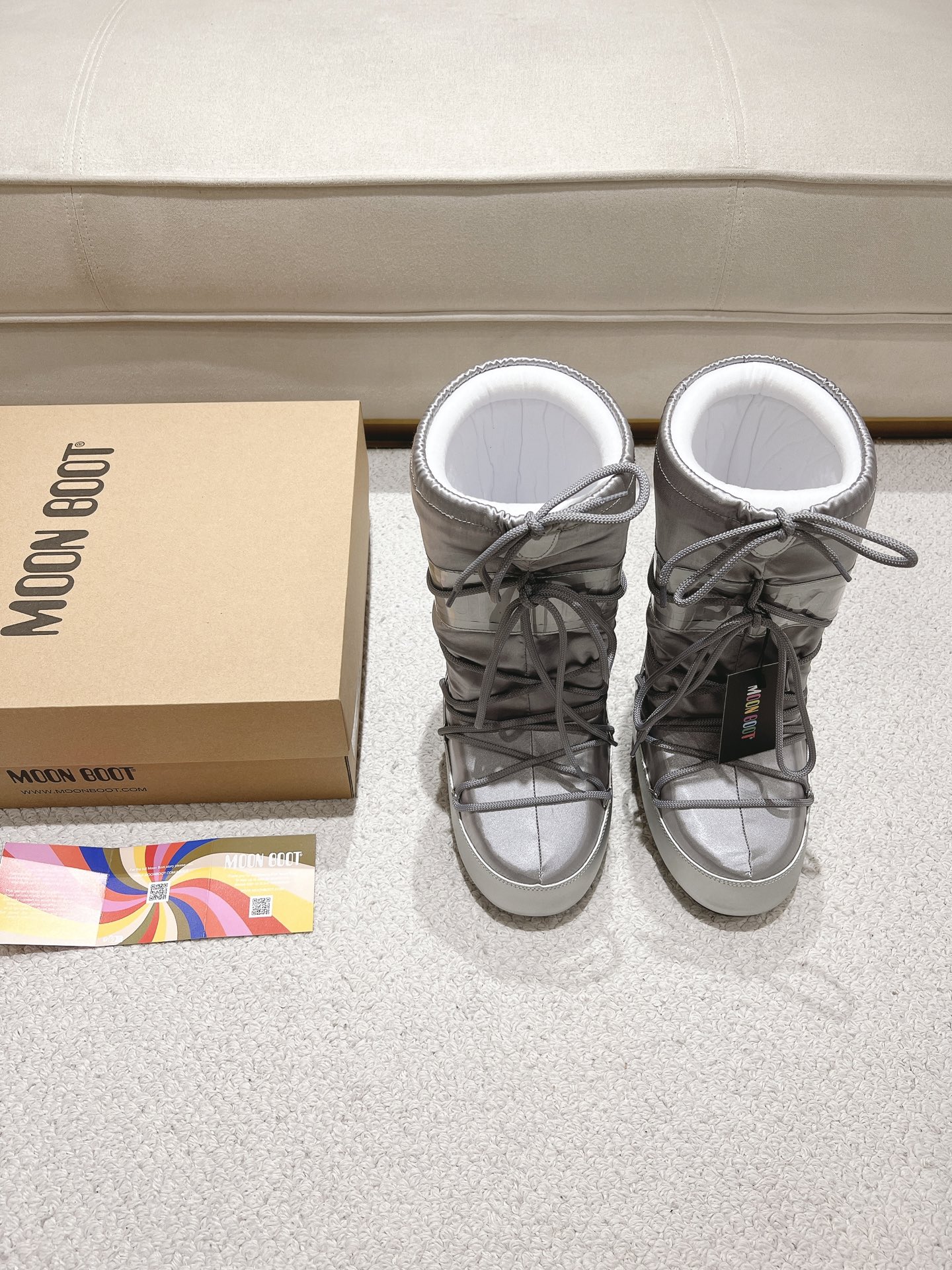 G178Moon Boot/ 最新vs秋冬最新款雪地靴系丑萌毛毛雪地靴 忘了UGG吧,时髦人都在穿Moon Boot雪 G178Moon Boot/ 最新vs秋冬最新款雪地靴系丑萌毛毛雪地靴 忘了UGG吧,时髦人都在穿Moon Boot雪