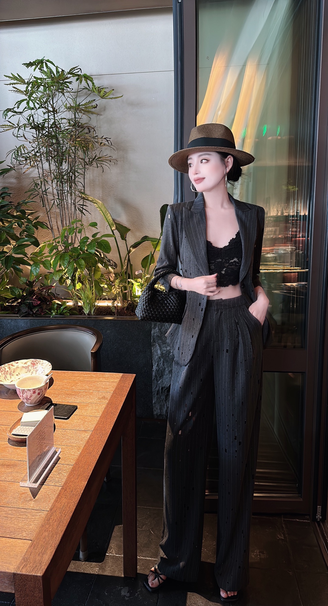 High-Quality Female Suit: P782 Support for Exchange, Packaged MM6 Zenium - 图片 3