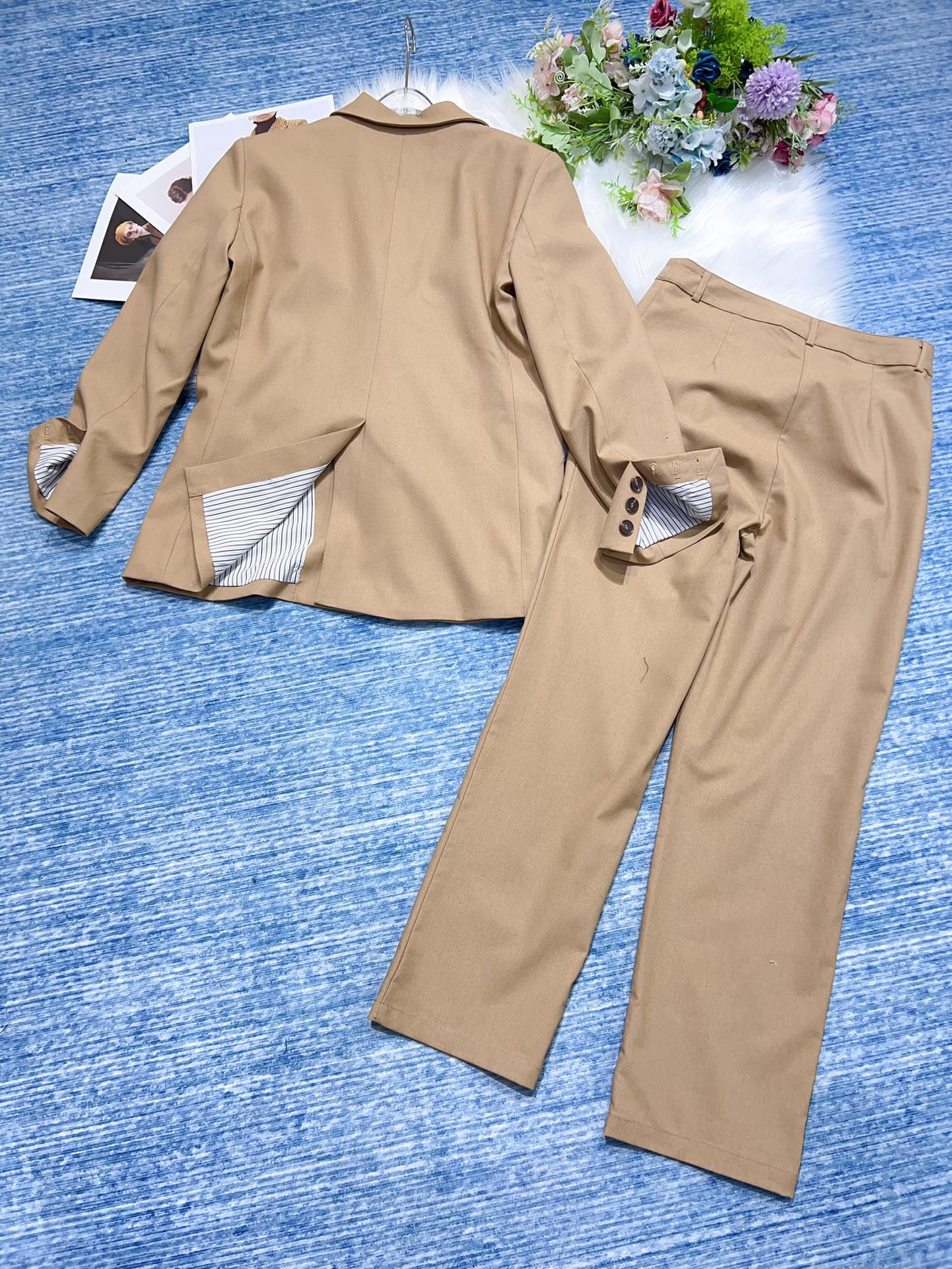 High-Quality Female Suit Sets with Support for Exchange and Packaged BV - 图片 8