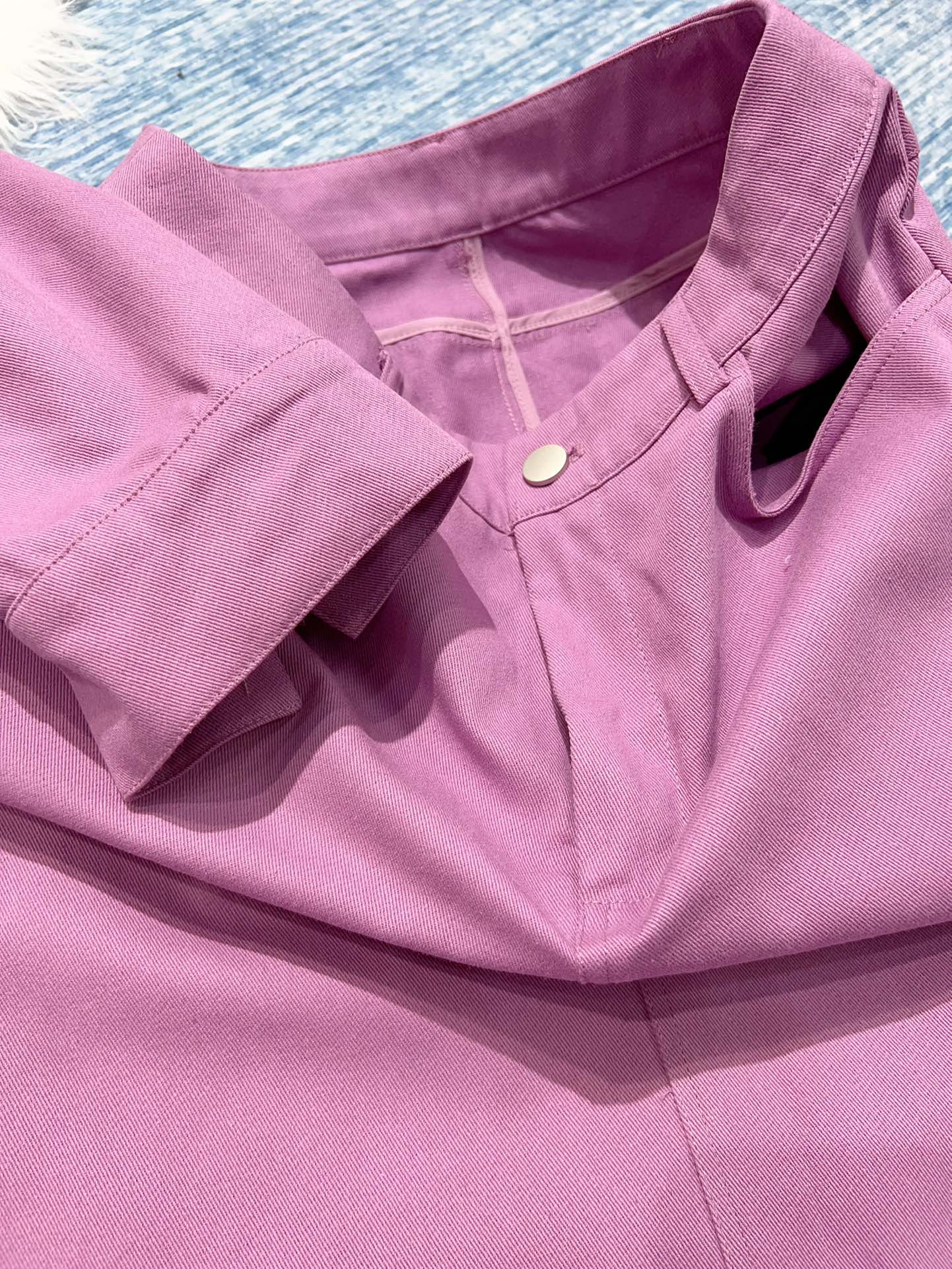 High-Quality Women’s Suit with 2 Colors, Various Sizes, and Stylish Design - 图片 3