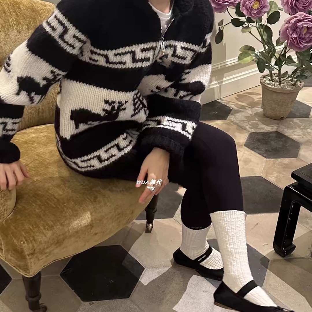 High-Quality Women’s Suit with Sanctuary Packaging and Retrofitted Winter Coat Summary - 图片 2