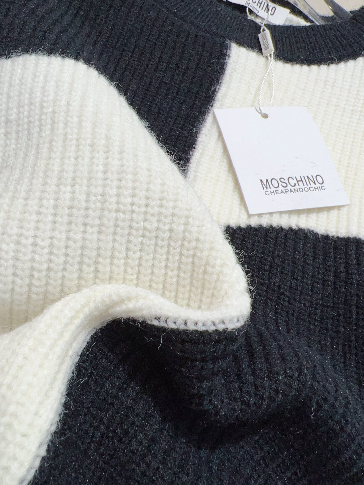 High-Quality Women’s Suit and Colorful Sweater Support for Exchange Available - 图片 4