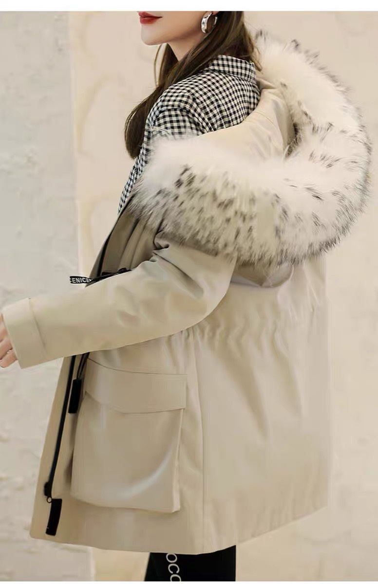 “Moncler Women’s Suit with Dust Bag and Tweezer for Winter Rabbit Hair Removal” - 图片 3