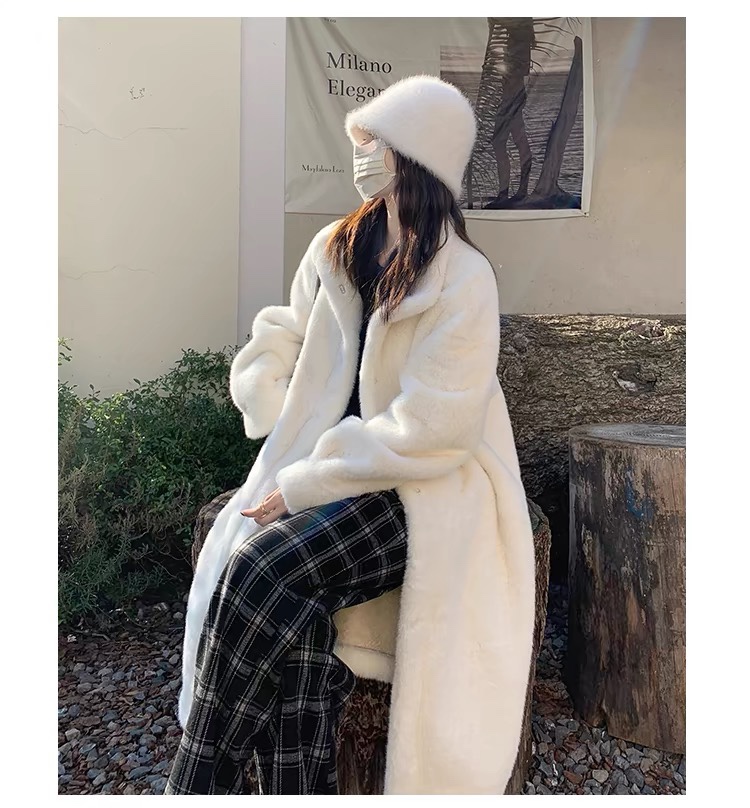 2024 Autumn/Winter Women’s Fashion: Fur Coats, Suits, Dustproof Bags – P598 Support Swaps - 图片 2