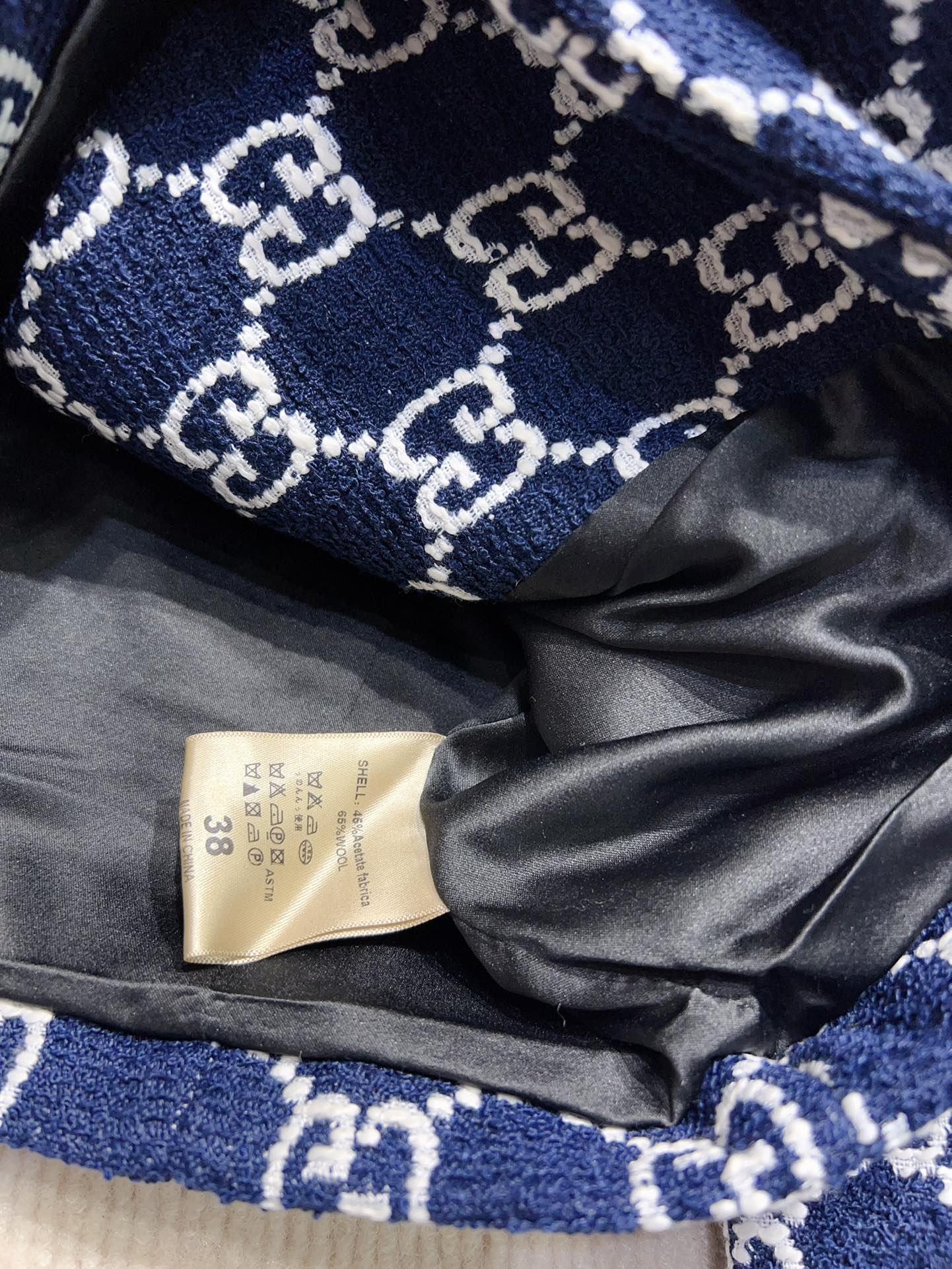 Elegant Women’s Suit Set with High-Quality Packing: Stylish, Mature, and Versatile in Various Sizes. - 图片 6