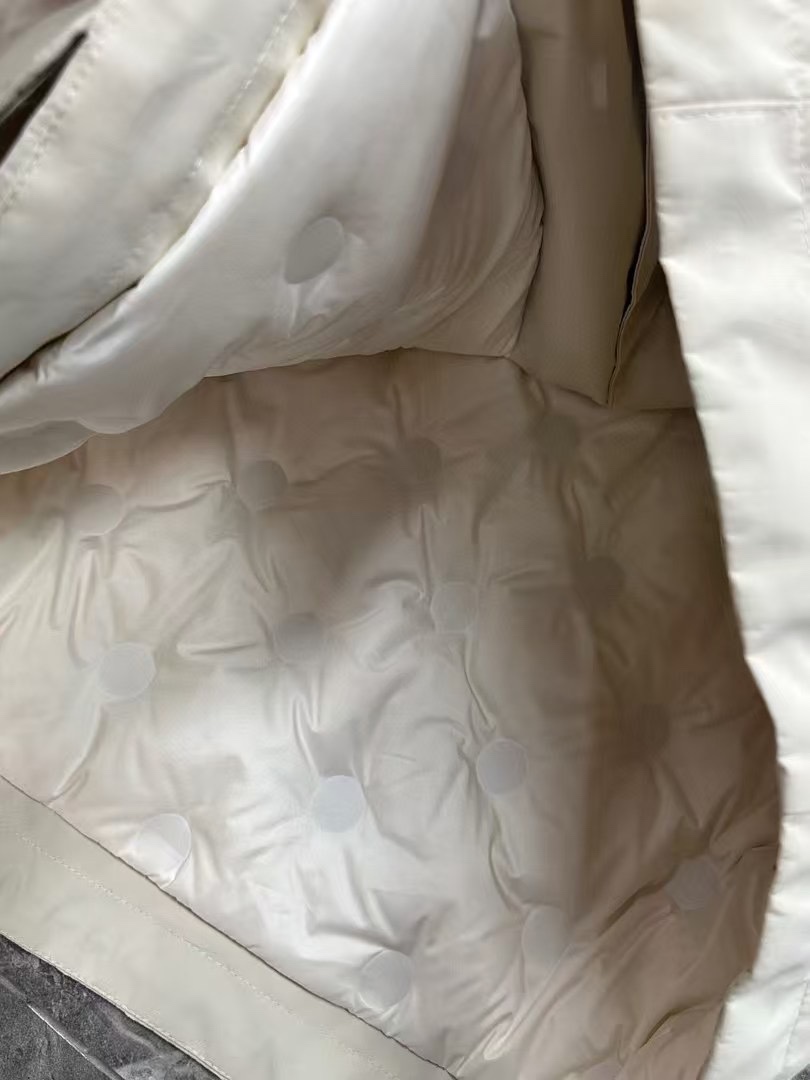 High-End Women’s Outfit with Dust-Proof Sacks: Korean Hat Rover Razor Coat Review - 图片 9