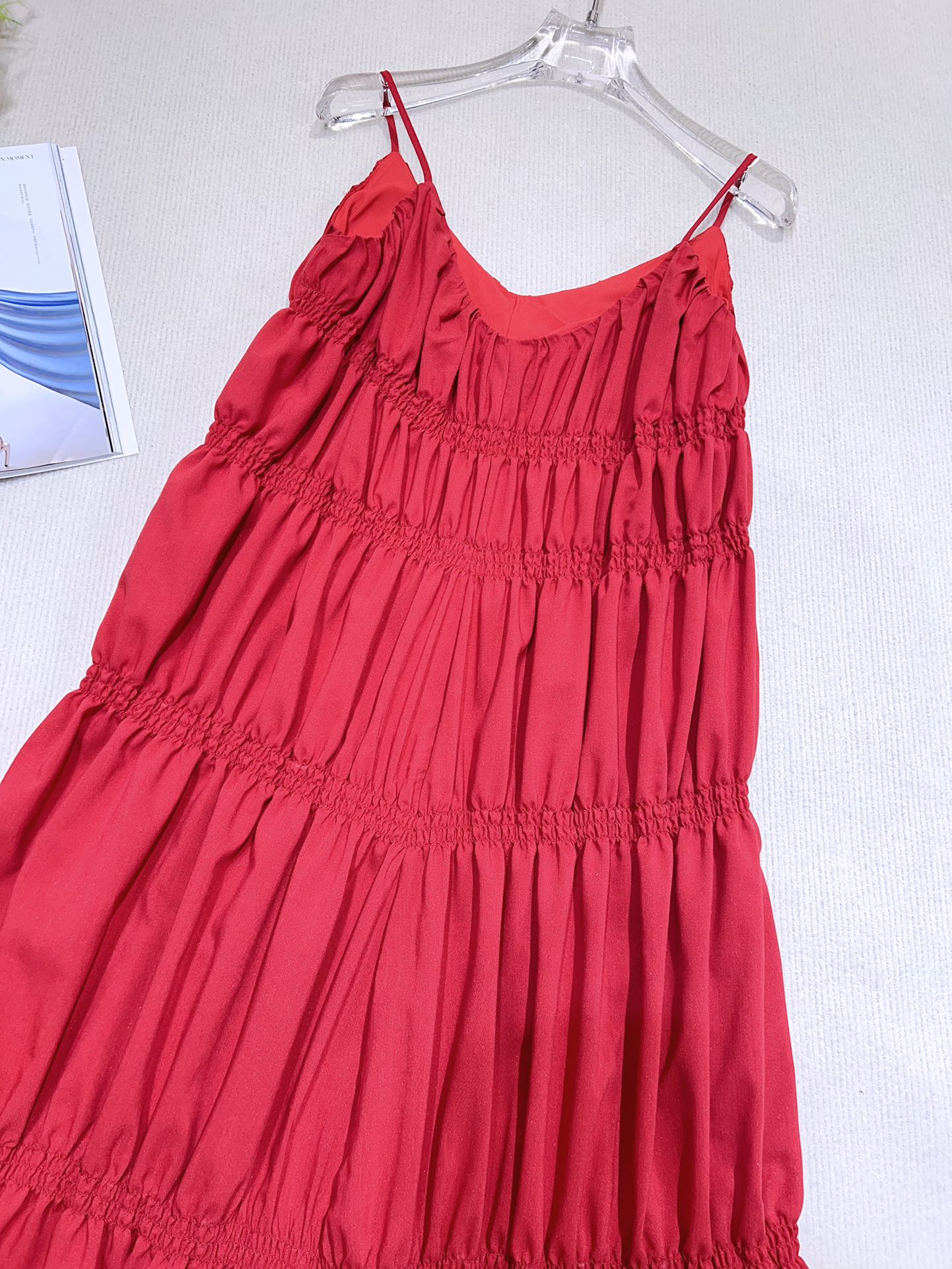 Chloe Women’s Suit & “Sicily Lovers” Red Dress with Omer Fabric Details. - 图片 5