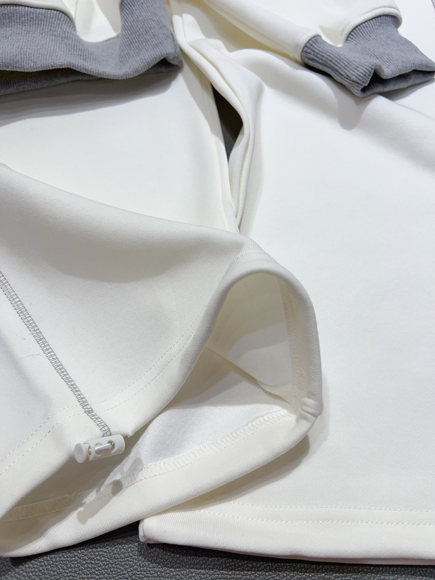 High-Quality Women’s Suit Support and Packing P-Bag for Exchange Available - 图片 9