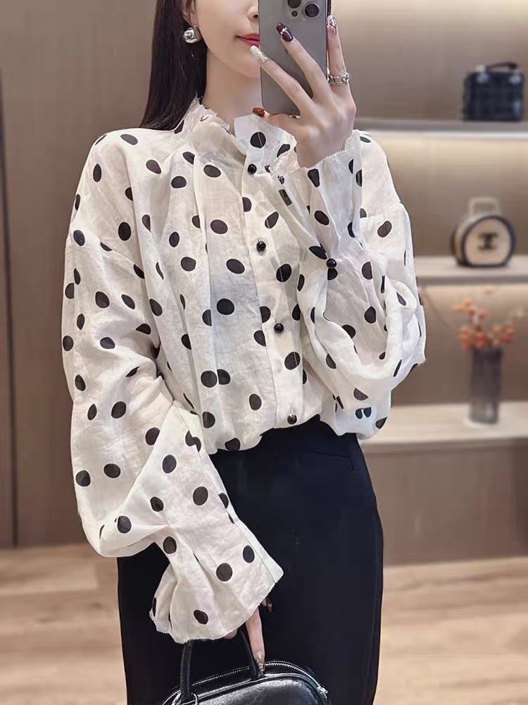 High-Quality Women’s Clothing Exchange with Chloe Packaging: French Lantern Cuffprint Silk Shirts in Various Sizes. - 图片 2