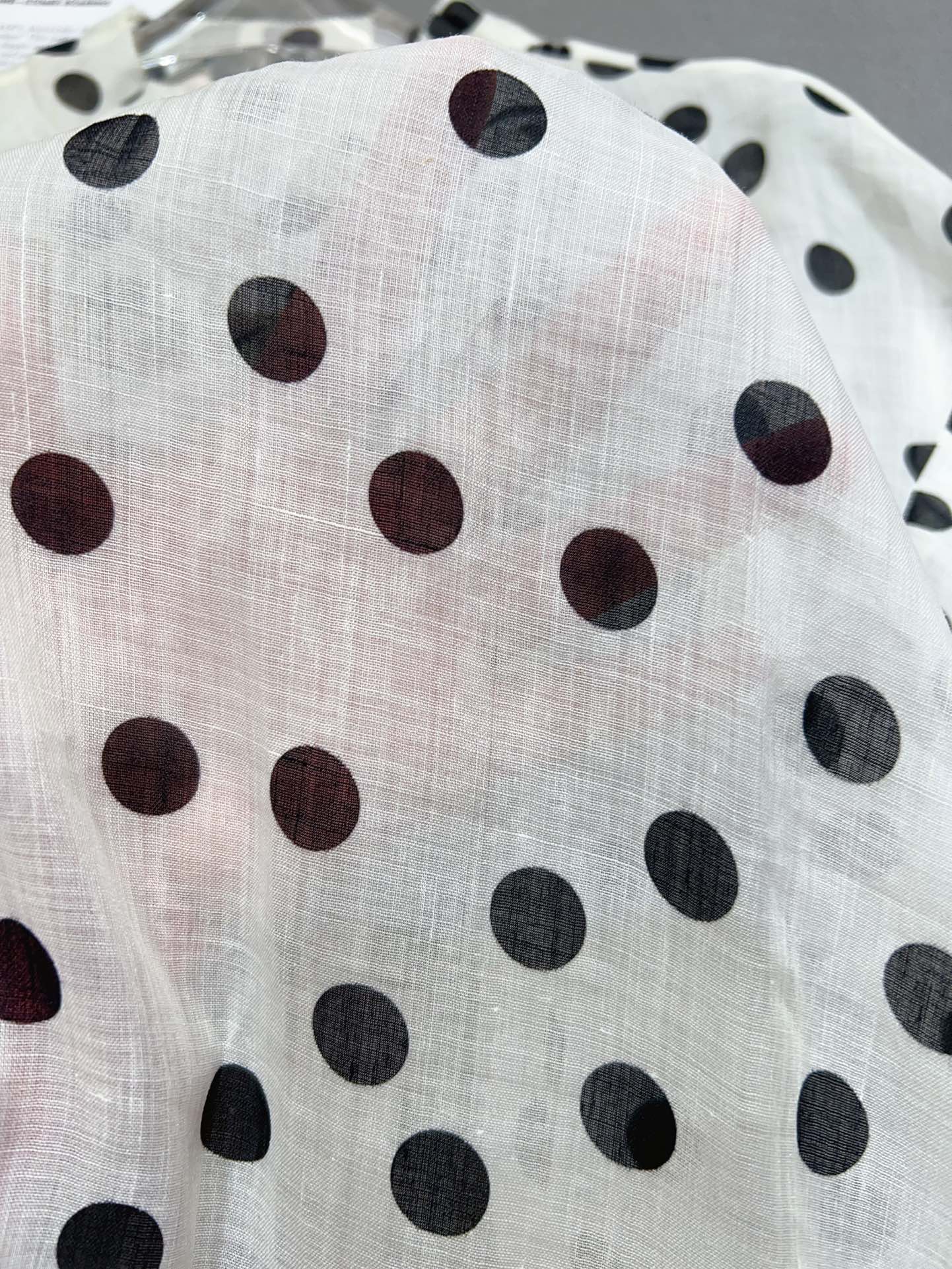 High-Quality Women’s Clothing Exchange with Chloe Packaging: French Lantern Cuffprint Silk Shirts in Various Sizes. - 图片 7