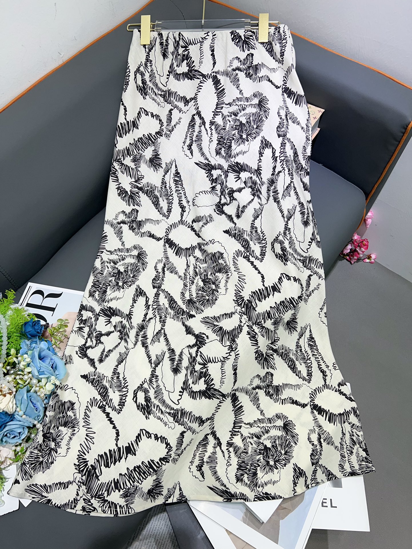 “High-Quality Female Suit with Exchange Support and Max Packaging for Summer 2025” - 图片 2