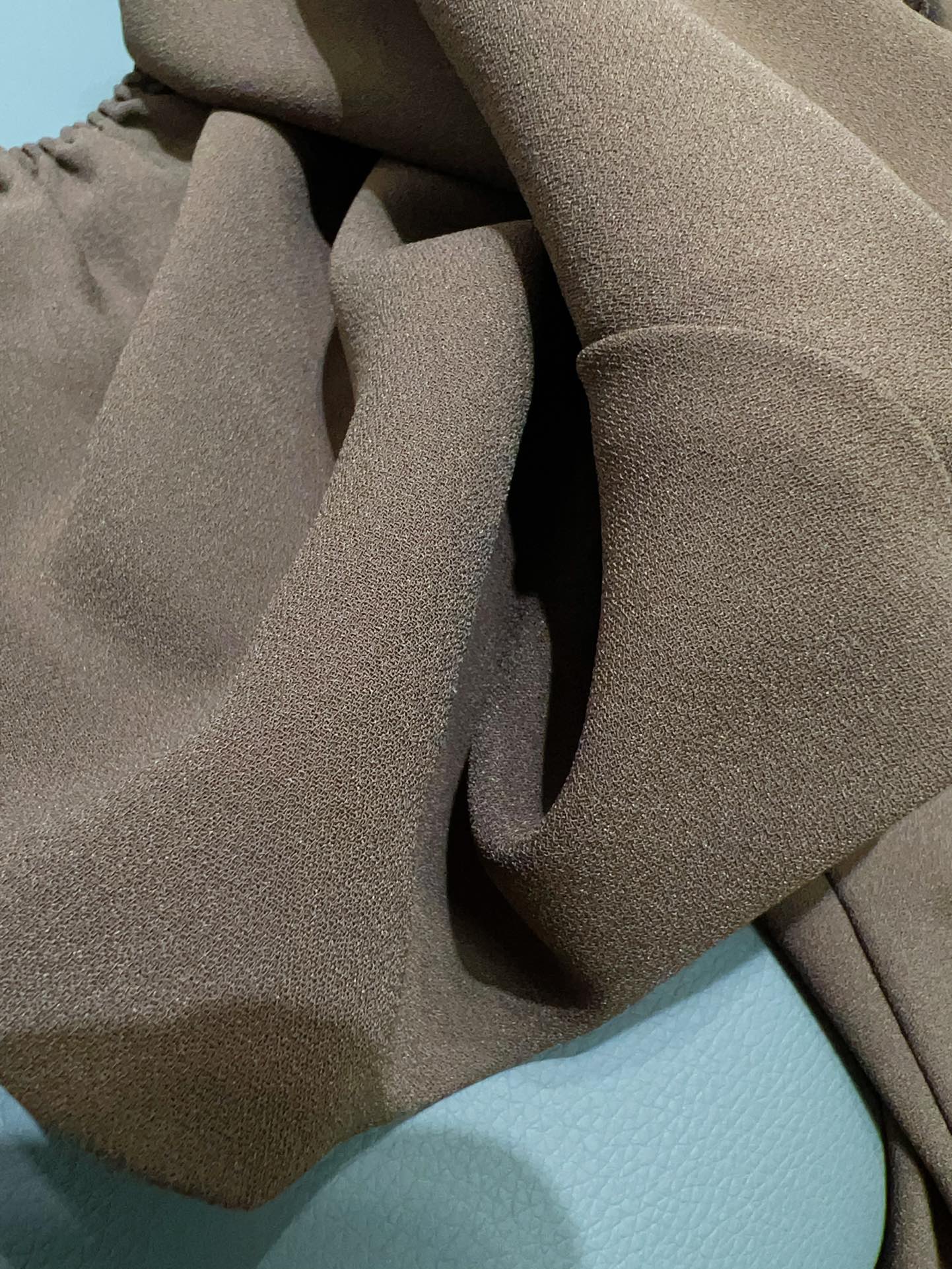 “High-Quality Women’s Outfits with Packaged Fragrance: The New Cosmopolitan Acoustic Fabric” - 图片 9