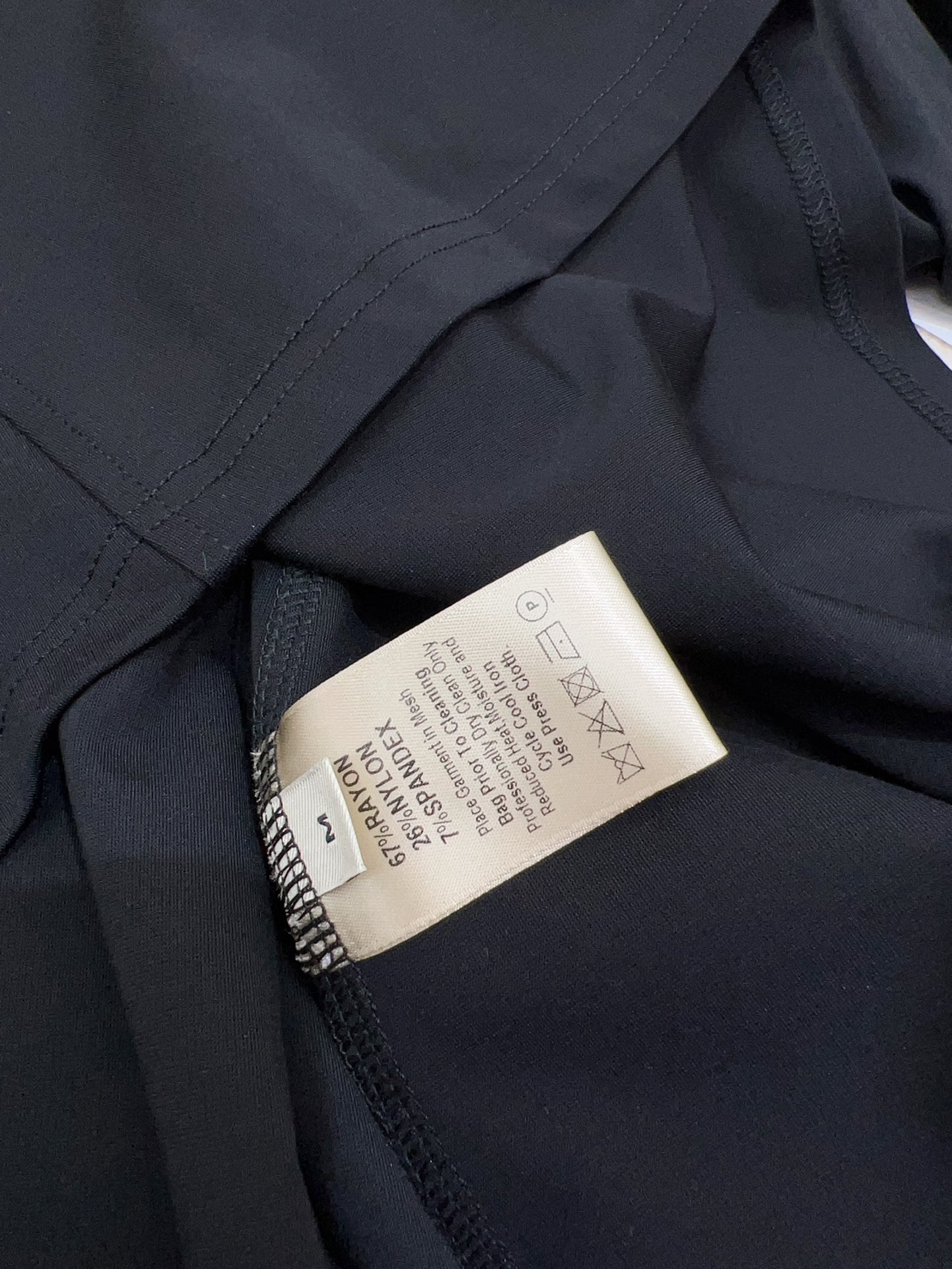 High-Quality Women’s Dress Support with Packaged Miu in Paris Fashion Market - 图片 8