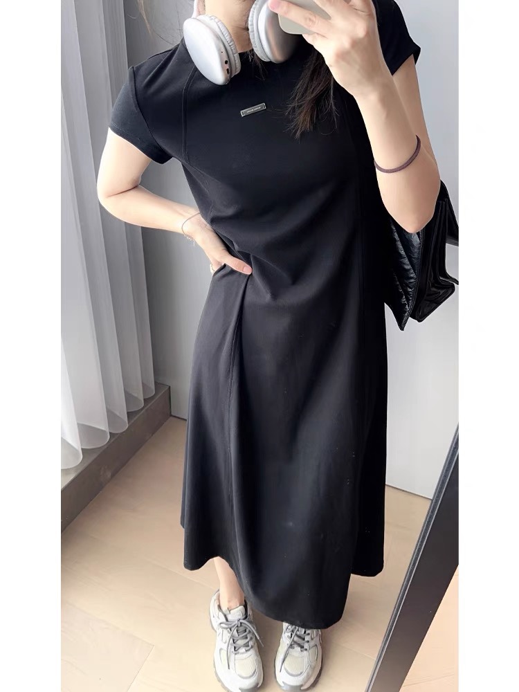 High-Quality Women’s Dress Support with Packaged Miu in Paris Fashion Market - 图片 2