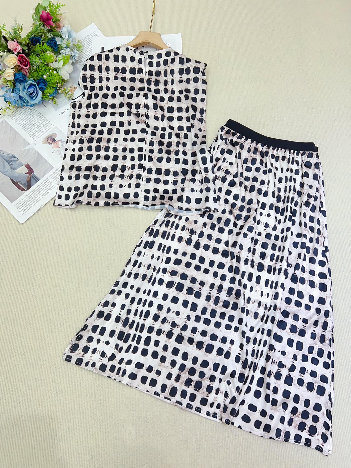 High-Quality Women’s Suit with Short-Size and Elegant Style Recommendations - 图片 9